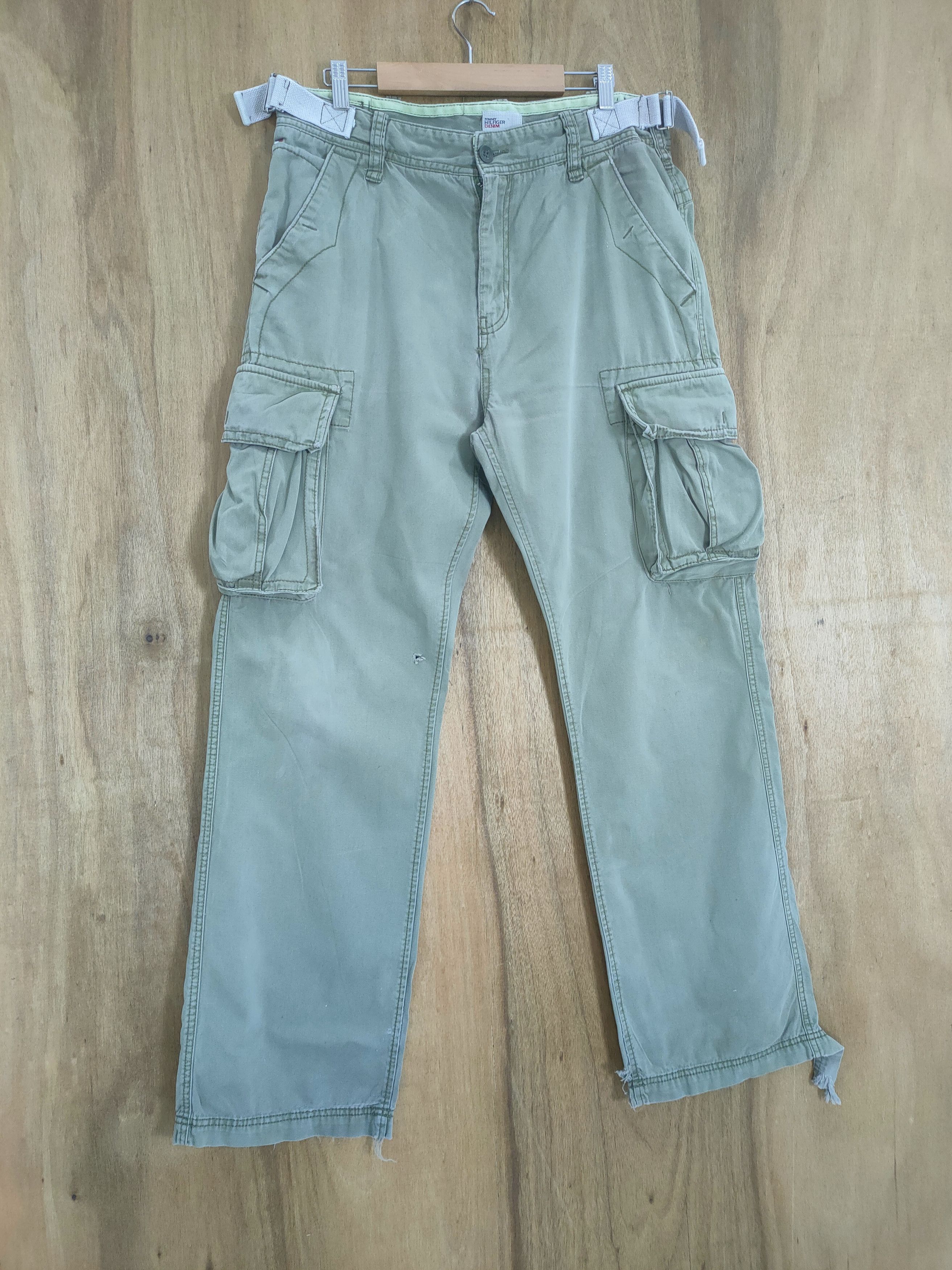 Tommy Hilfiger VINTAGE TOMMY HILFIGER DENIM DISTRESSED CARGO PANTS Size US 34 / EU 50 - 7 Thumbnail