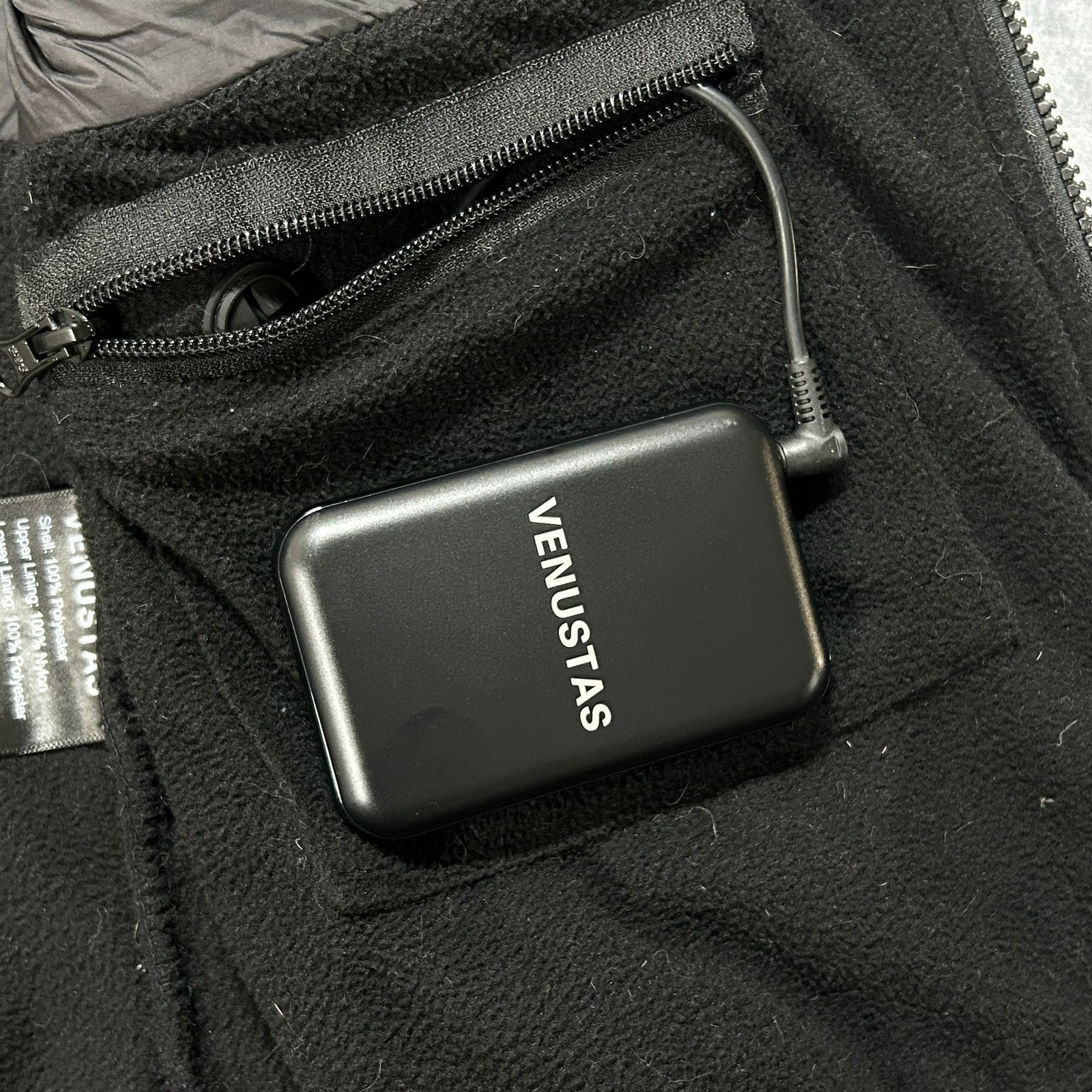 Other Venustas Heated black fleece jacket battery powered womens S Size S / US 4 / IT 40 - 8 Thumbnail