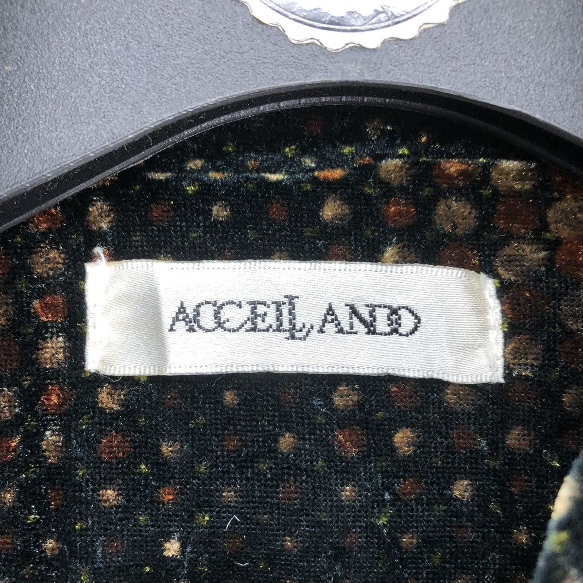 Japanese Brand Vintage 90's Velvet Polka-Dot Jacket by Accellando Size US M / EU 48-50 / 2 - 13 Thumbnail
