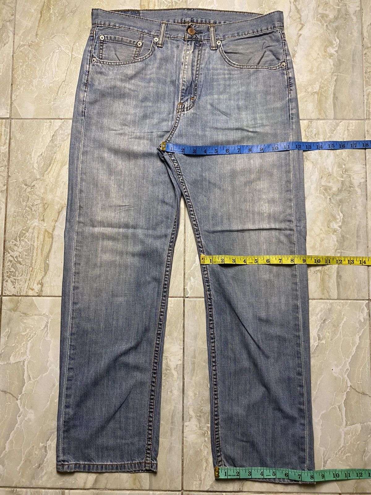 Levi's Light blue Levi’s distressed jean 505 Size US 34 / EU 50 - 24 Thumbnail