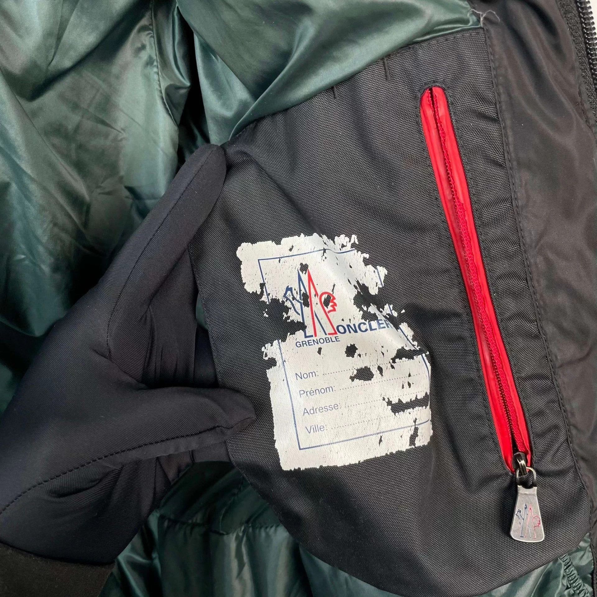 Moncler Moncler hooded down jacket black A-grade no accessories Size US L / EU 52-54 / 3 - 4 Thumbnail