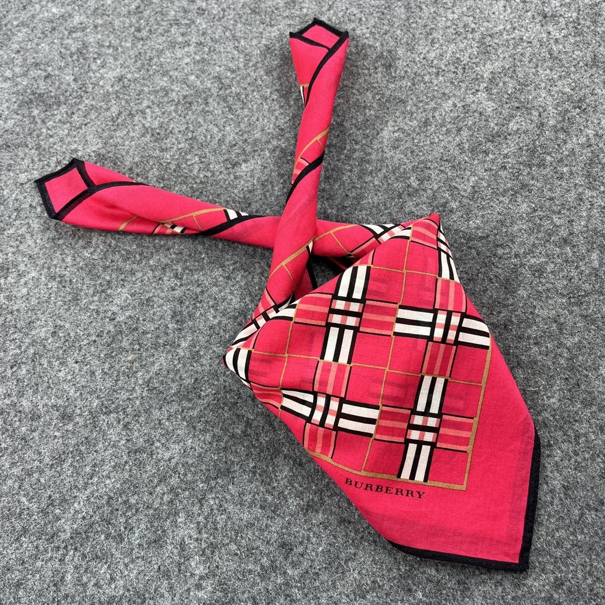 Burberry Burberry Handkerchief / Bandana / Neckerchief B873 Size ONE SIZE - 8 Thumbnail