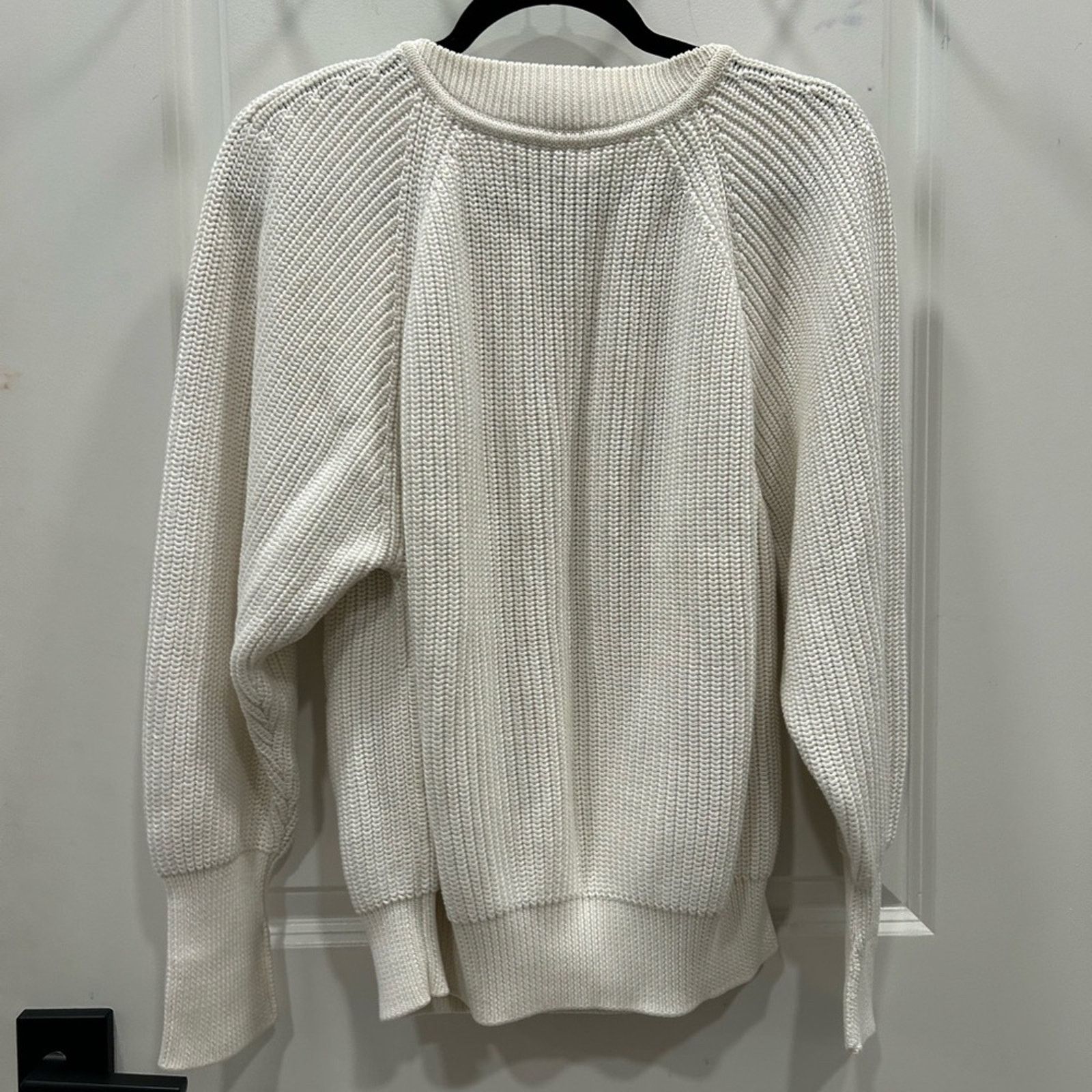 Chanel CHANEL CC Logo Button Low Gauge Knit Sweater Jumper 40 Cream Size L / US 10 / IT 46 - 7 Thumbnail