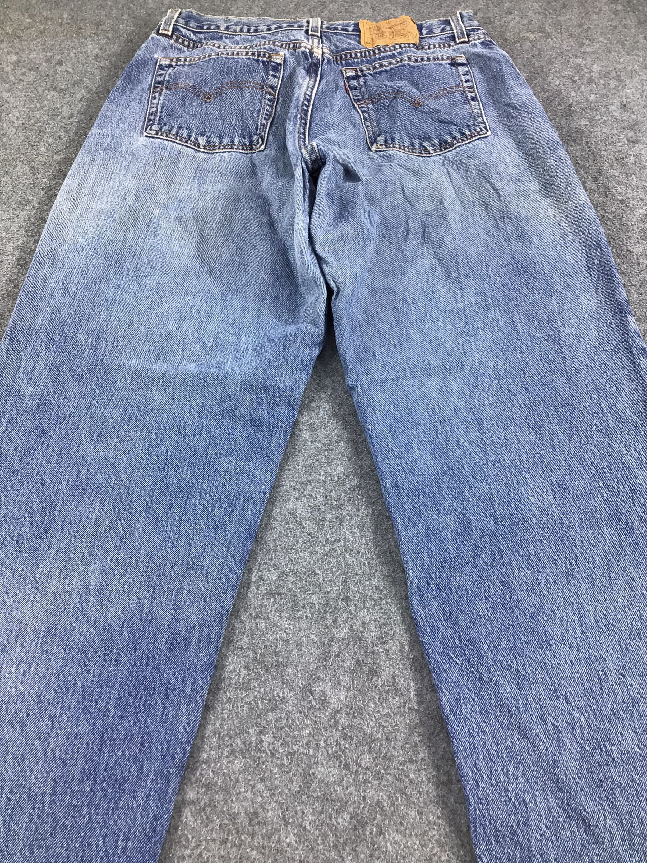 Levi's Vintage 90s Levi's 560 Jeans Faded Blue Denim KJ180A Size US 32 / EU 48 - 4 Thumbnail