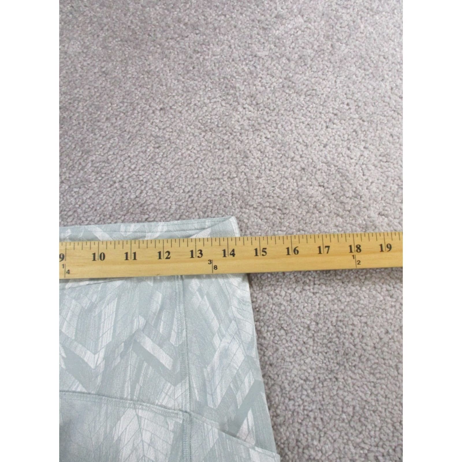 Lululemon Lululemon Leggings Womens 10 Swift Speed HR Crop Light Blue Green Chevron Activewear Cropped 10 Green 90s Athleisure Womens Size 32" / US 10 / IT 46 - 7 Thumbnail