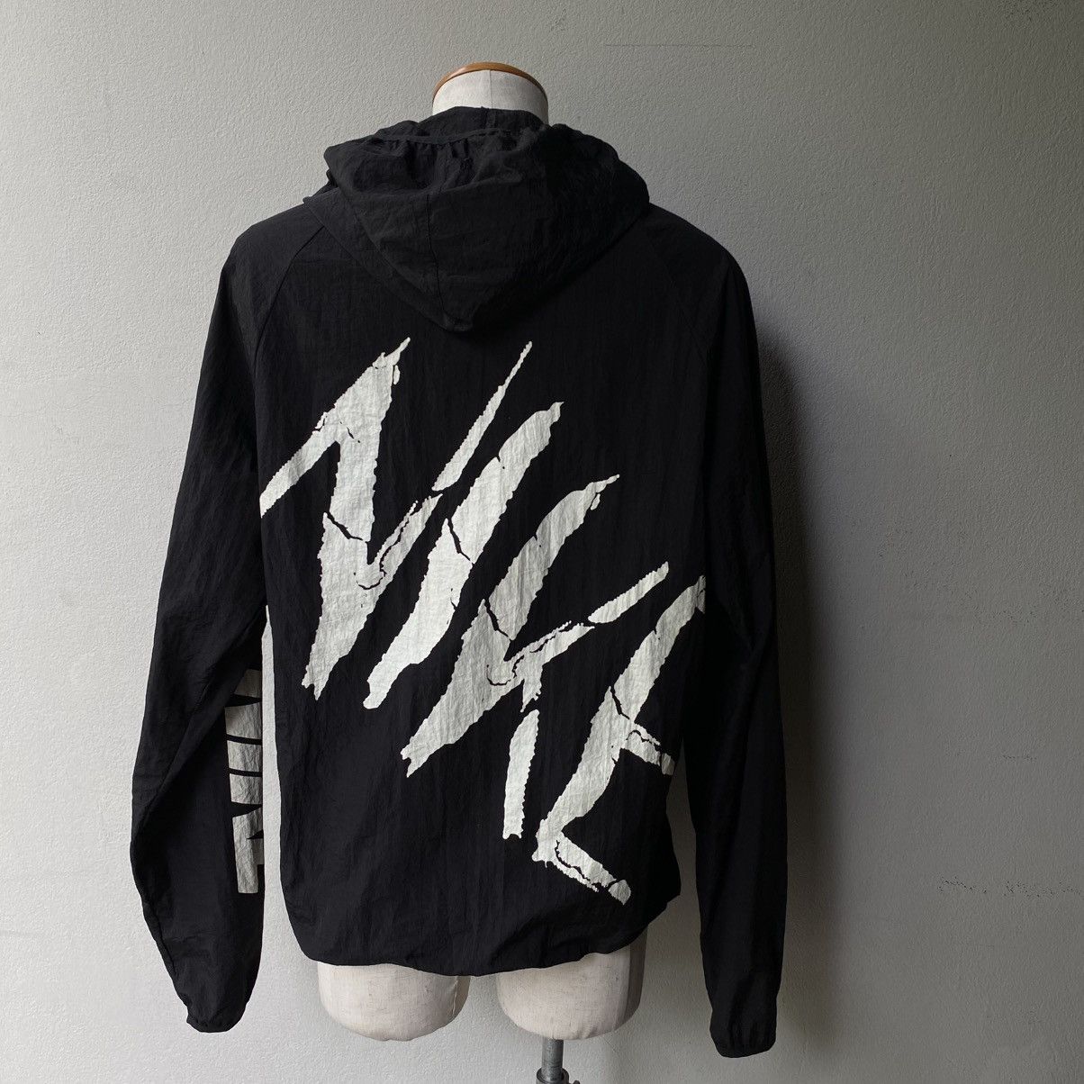 Corteiz × Nike Nike x Corteiz NRG Jacket black ONYX | Grailed