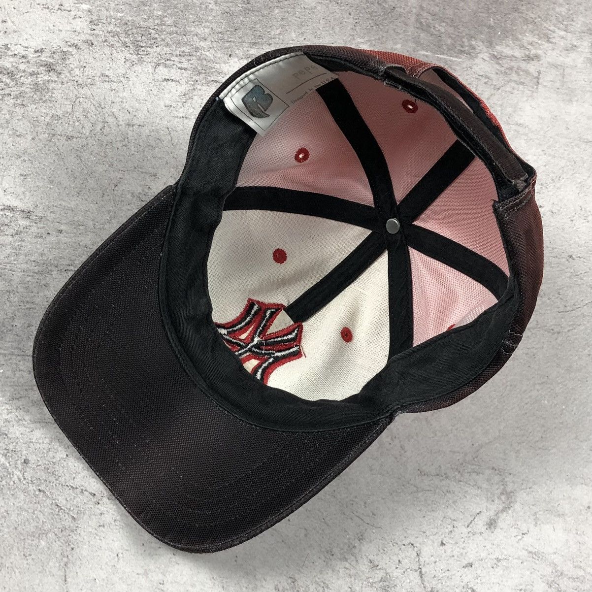 New York Yankees Y2K Rare MLB Yankees NY USA Gradient Colour Cap ruff ryders Size ONE SIZE - 13 Thumbnail