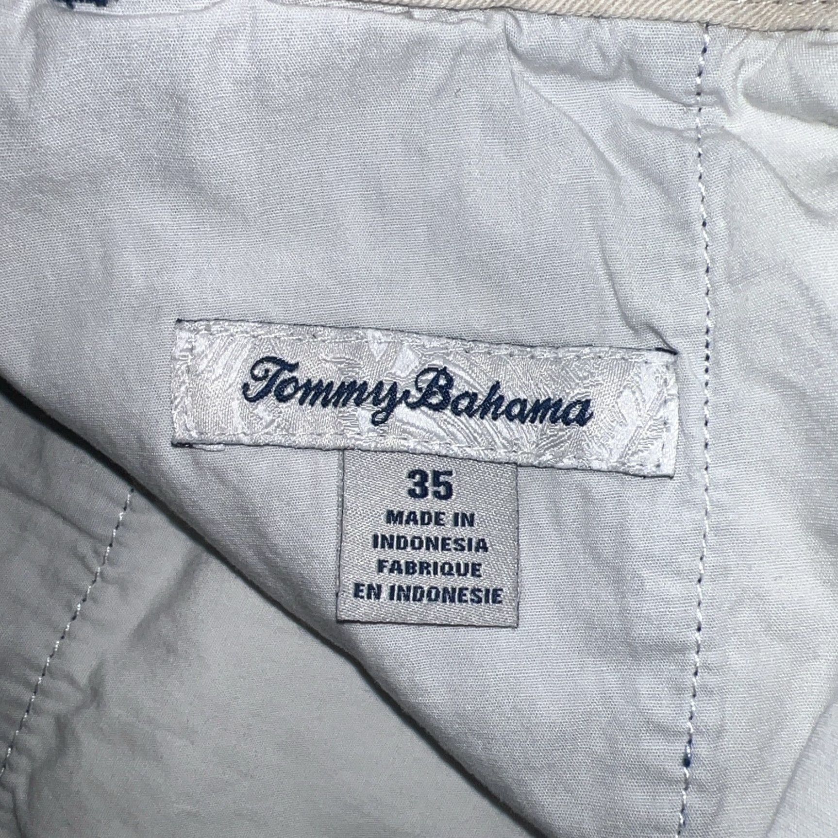 Tommy Bahama Tommy Bahama Blue Plaid Shorts Mens Size 35 Chino Regular 35 Blue Plaid Size US 35 - 5 Thumbnail