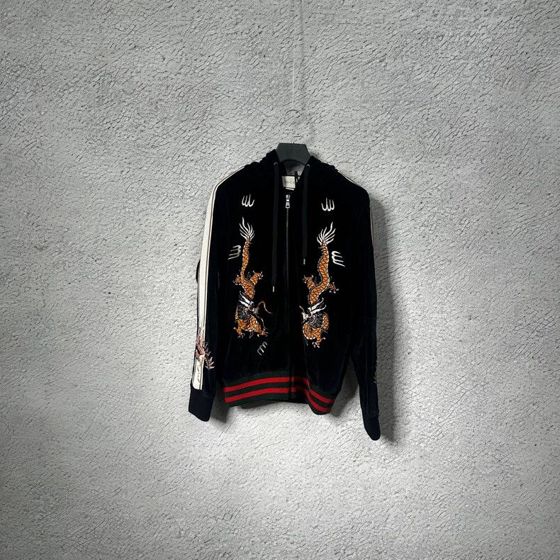 Gucci Gucci Velvet dragon pattern embroidered heavy industry jac Size US S / EU 44-46 / 1 - 1 Thumbnail