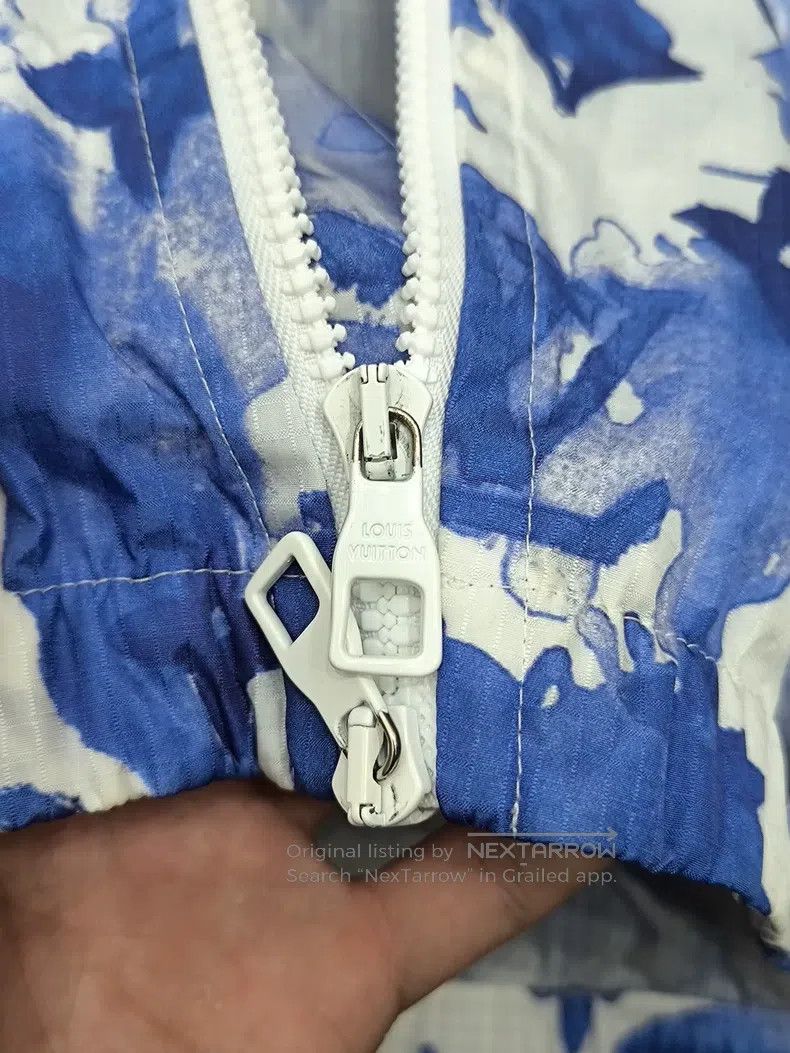 Louis Vuitton Louis Vuitton Blue and white ink-splashing trench jacket Size US S / EU 44-46 / 1 - 4 Thumbnail