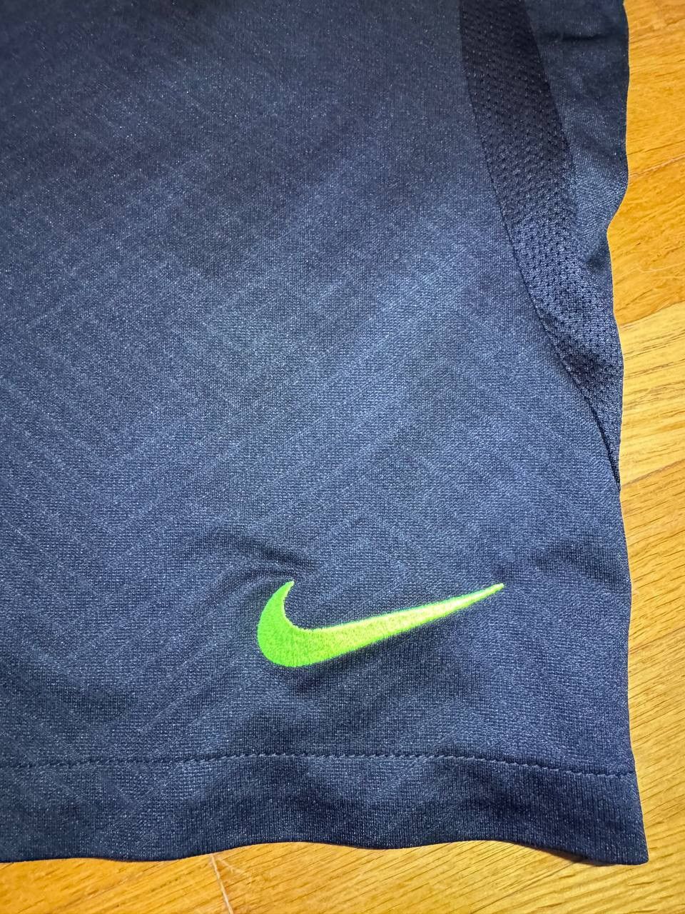 Nike Nike Tottenham FC shorts Size US 40 / EU 56 - 2 Thumbnail