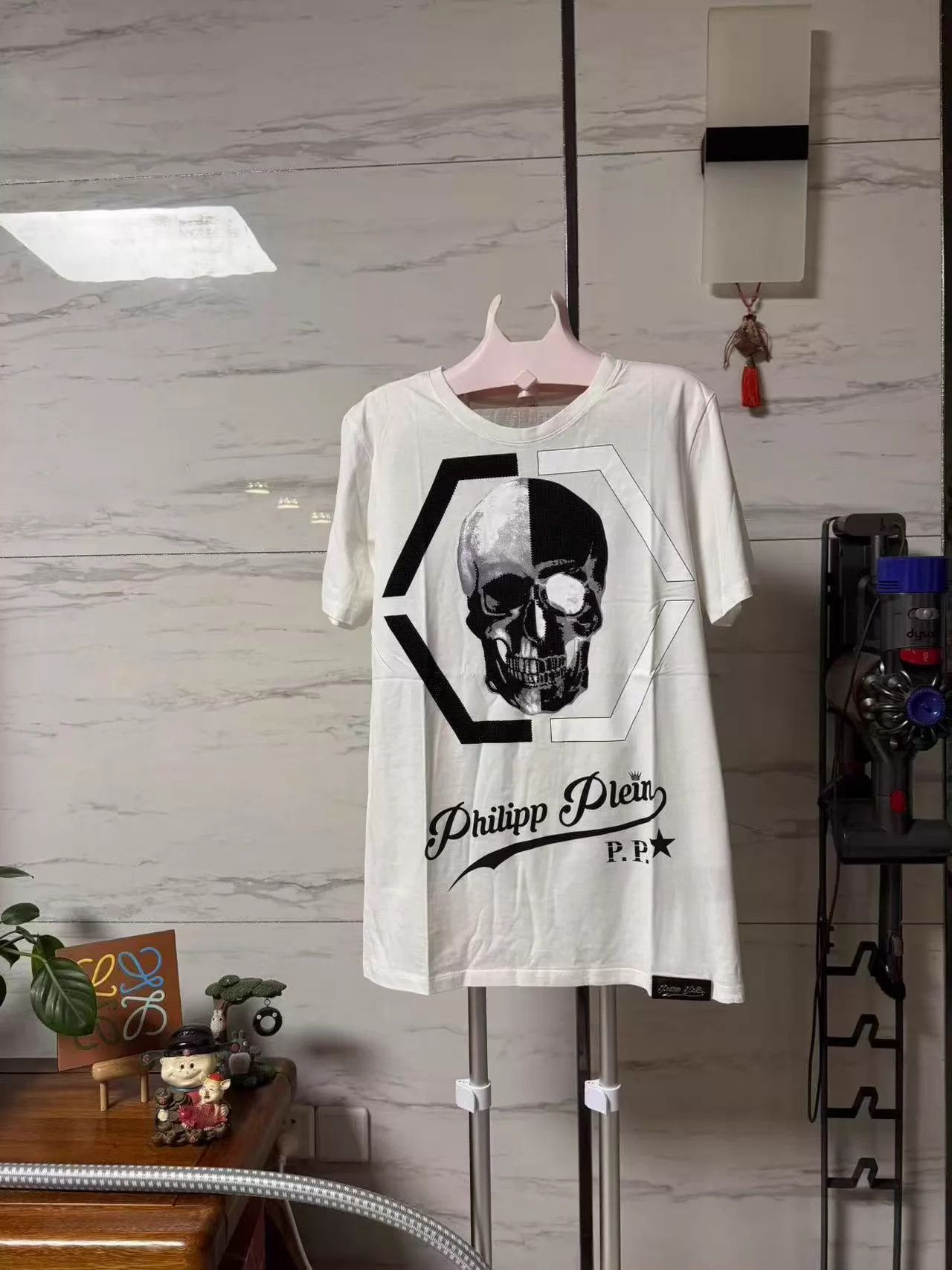Philipp Plein Philipp Plein 54 short-sleeve worn once like new Size US L / EU 52-54 / 3 - 1 Thumbnail