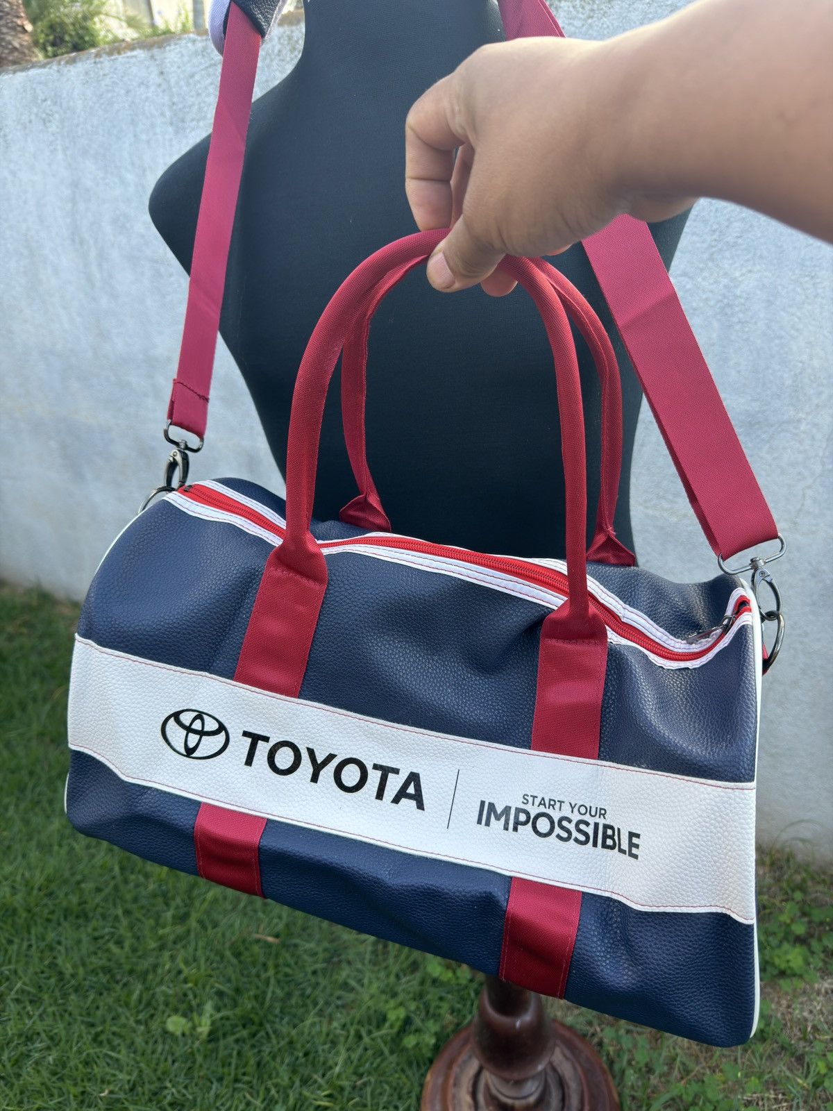 Other Limited Toyota Servco Hawaii Celebrating 100 Year Duffle NWT Size ONE SIZE - 1 Thumbnail
