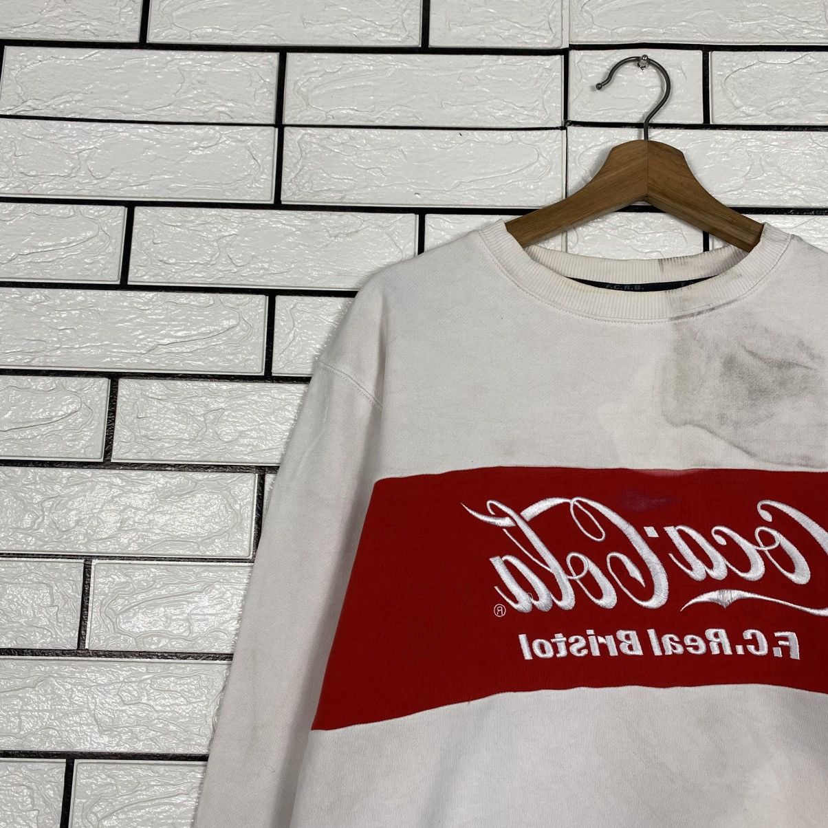 Japanese Brand Vintage Sweatshirt Coca Cola Big Logo Size US S / EU 44-46 / 1 - 8 Thumbnail