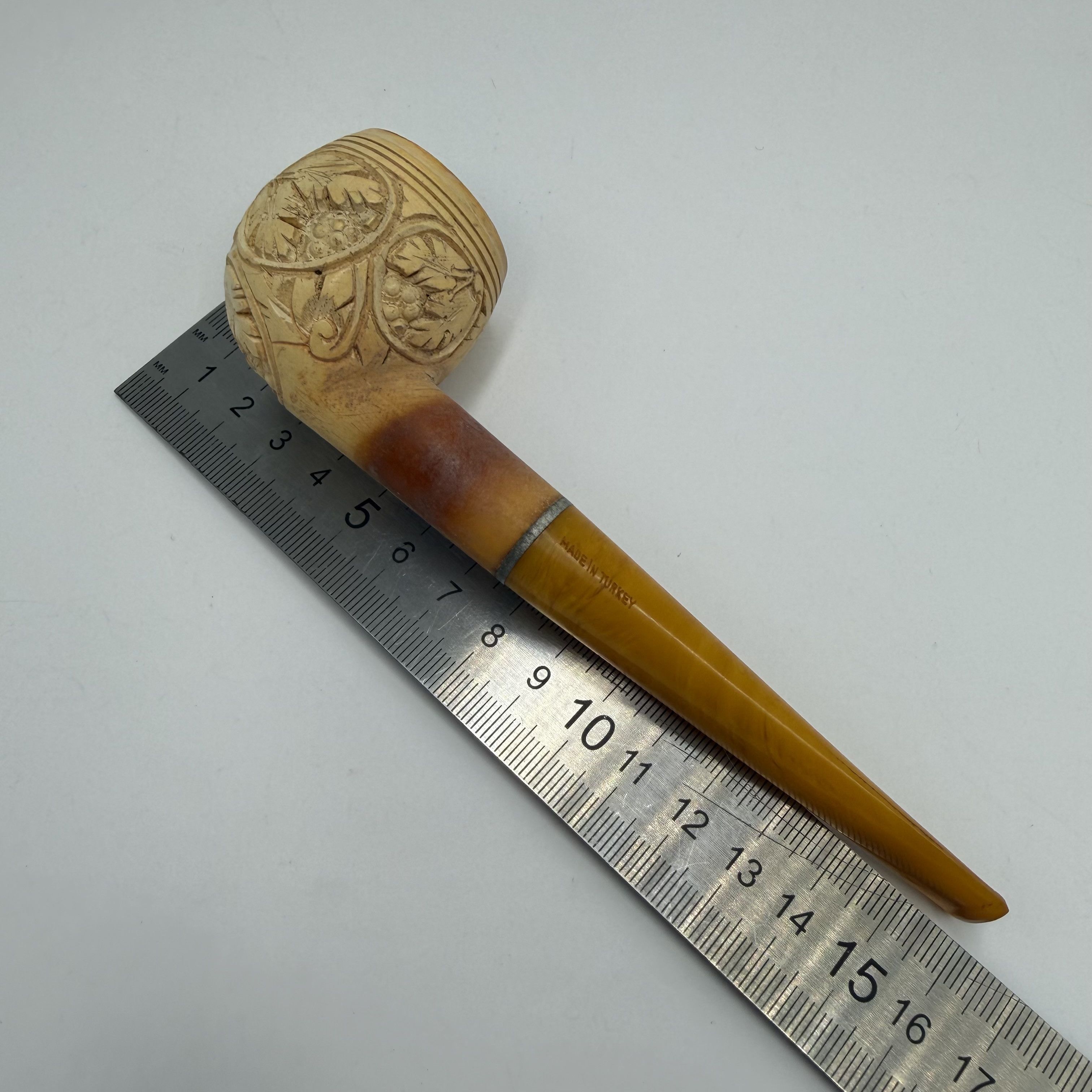Vintage Vintage Turkish Meerschaum Pipe Grape Motif Amber Stem Size ONE SIZE - 5 Thumbnail