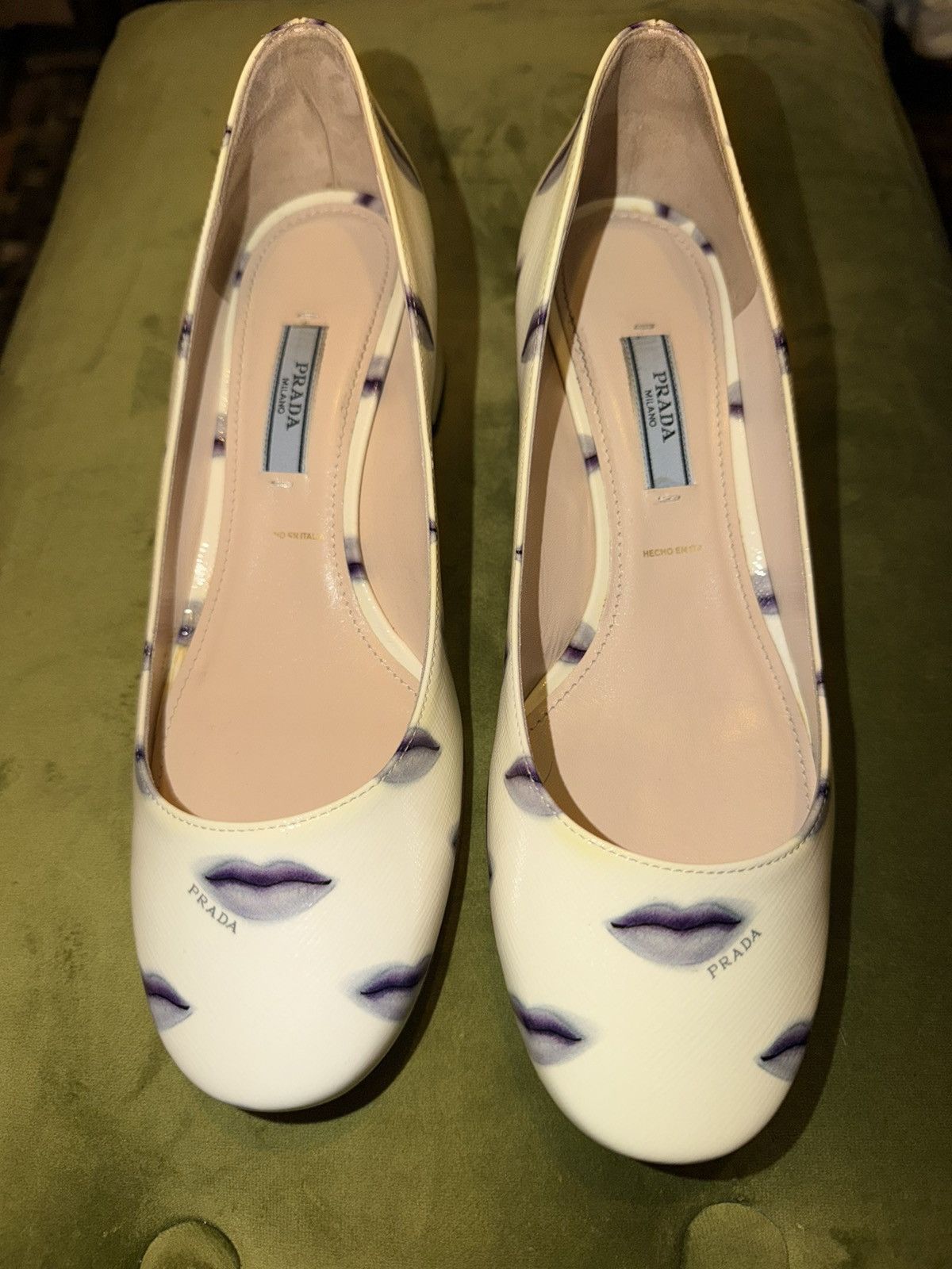 Prada Prada Lips Printed Heels Size US 7.5 / IT 37.5 - 1 Thumbnail