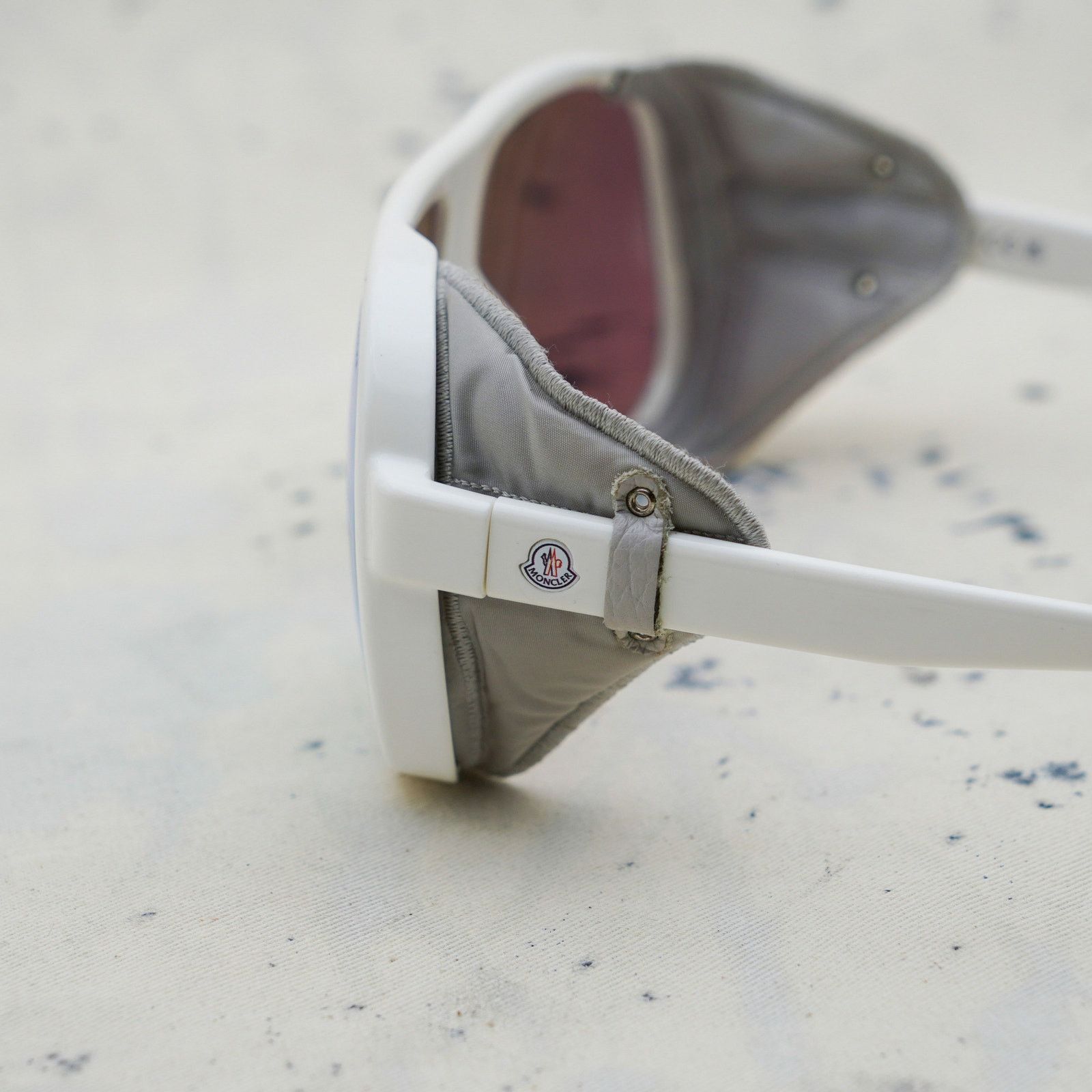 Moncler Moncler diffractor white mirror ski lens logo sunglasses Size ONE SIZE - 5 Thumbnail