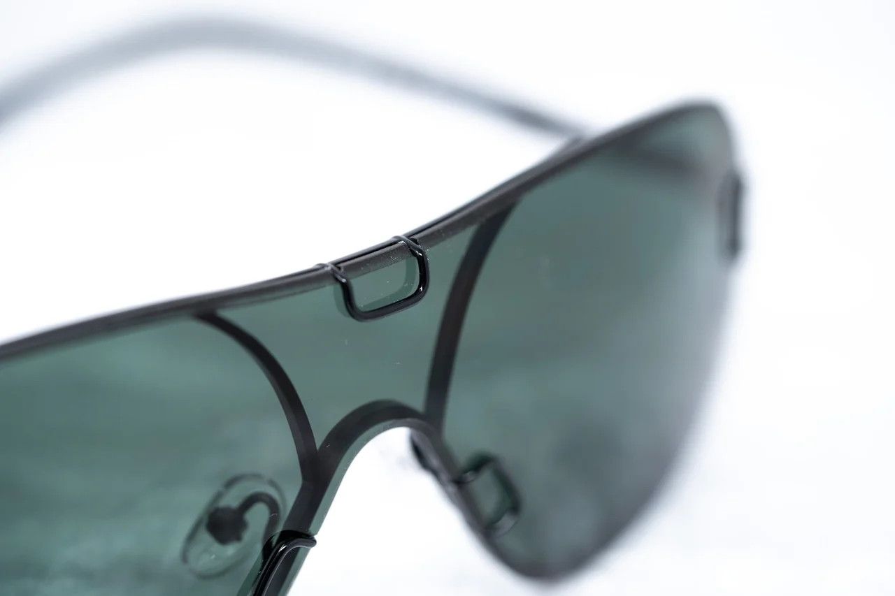 Yohji Yamamoto Yohji Yamamoto Sunglasses Black and Grey Size ONE SIZE - 7 Thumbnail