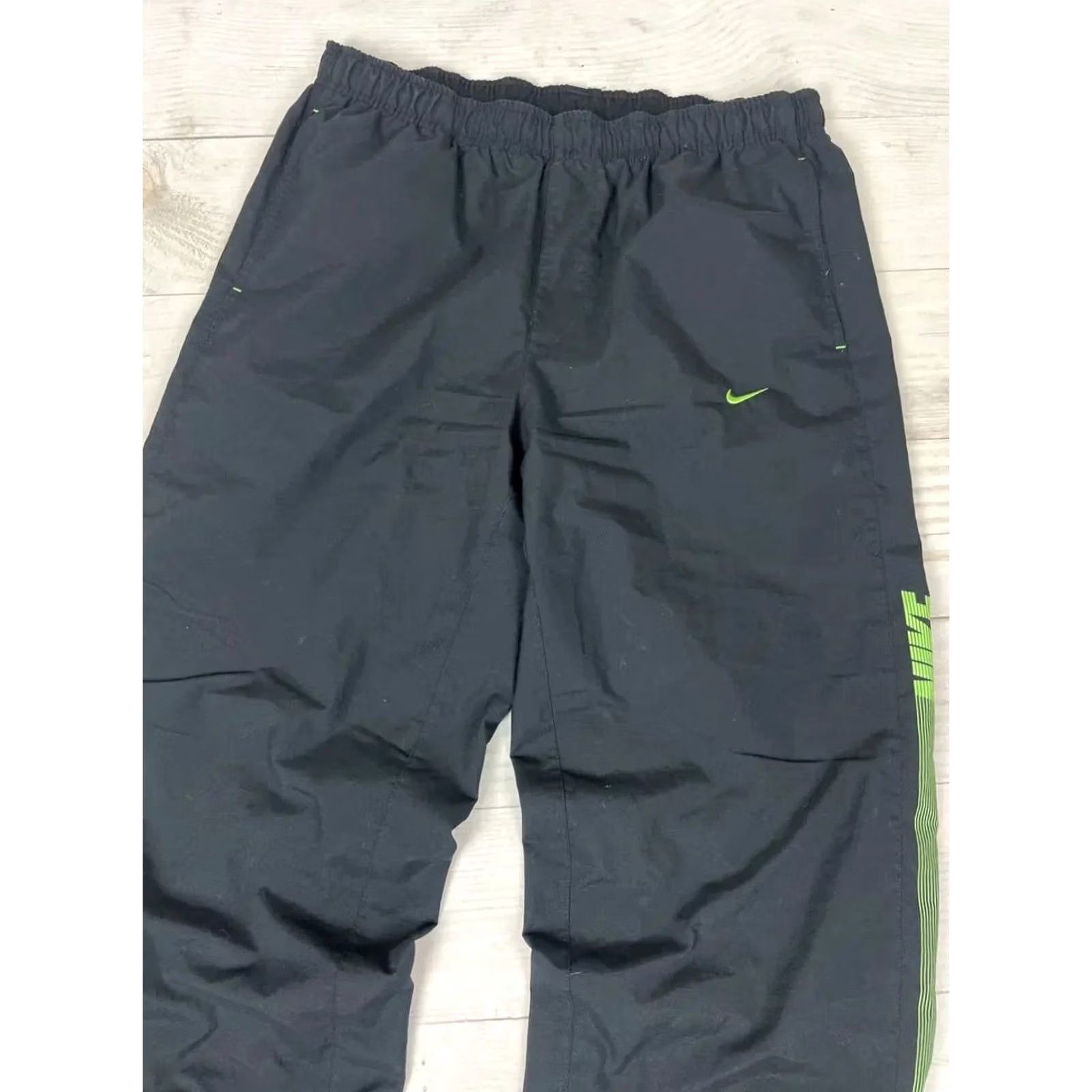 Nike VINTAGE Nike Track Pants Nike Track Pants Men L Black 90s Striped Pockets Inseam 32in 43cm 79cm Knee Thigh Front Rise Mens Size US 33 - 4 Thumbnail