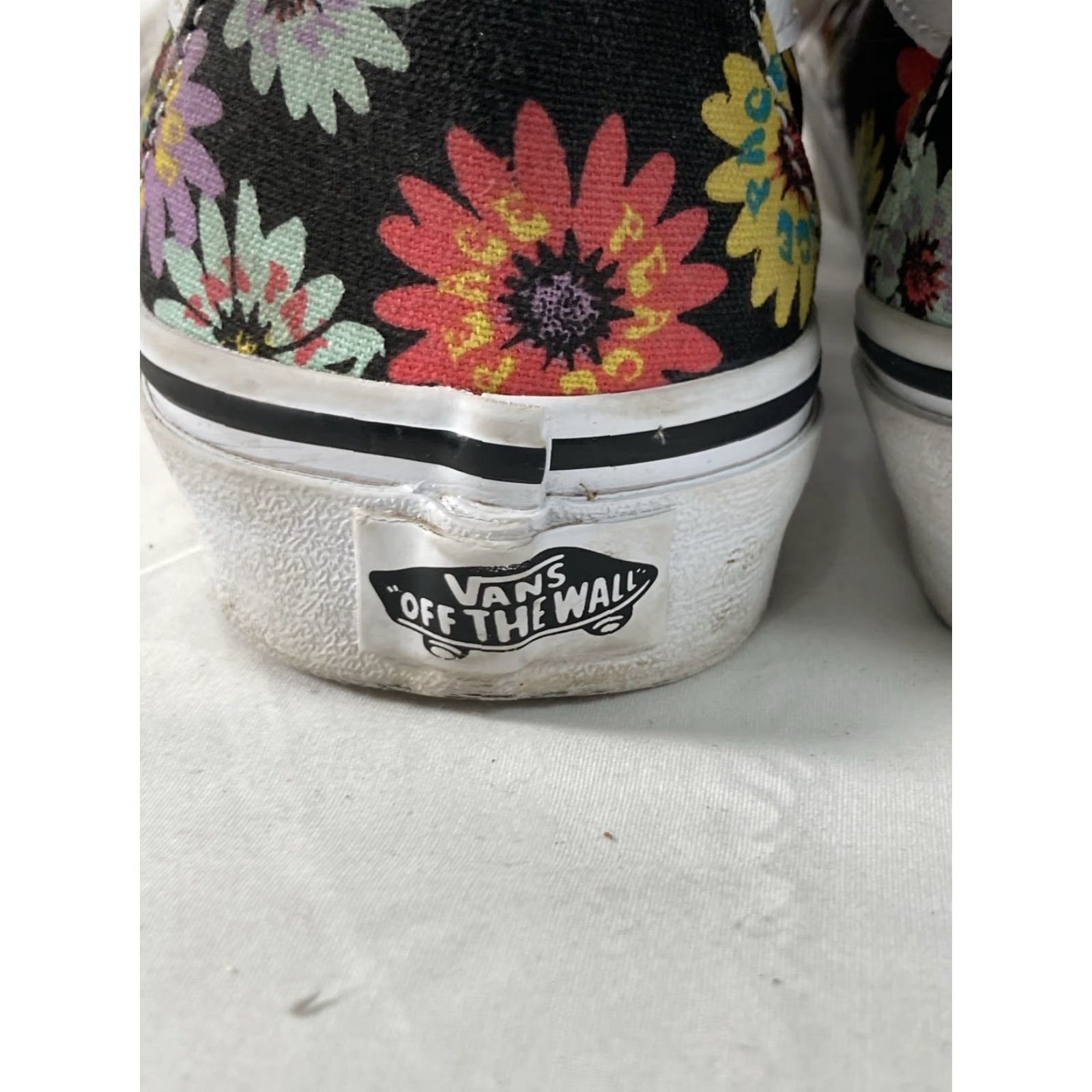 Vans VANS Sk8-Hi Tapered Peace Floral US 8.5 Women’s VN05KRUNX0 Shirt Womens Size ONE SIZE - 5 Thumbnail