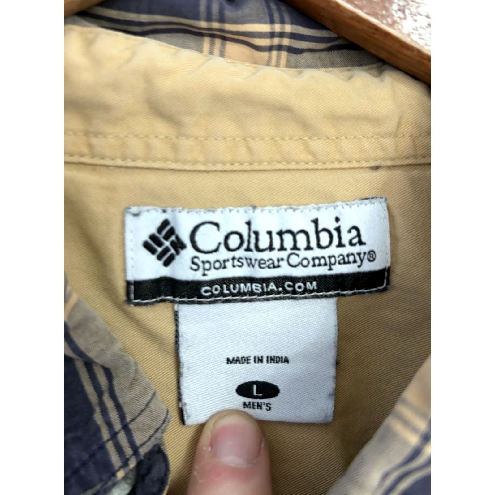 Vintage Columbia Men's Plaid Flannel Button-Up Shirt L Beige Blue Casual Outdoor Pockets Size US L / EU 52-54 / 3 - 3 Thumbnail