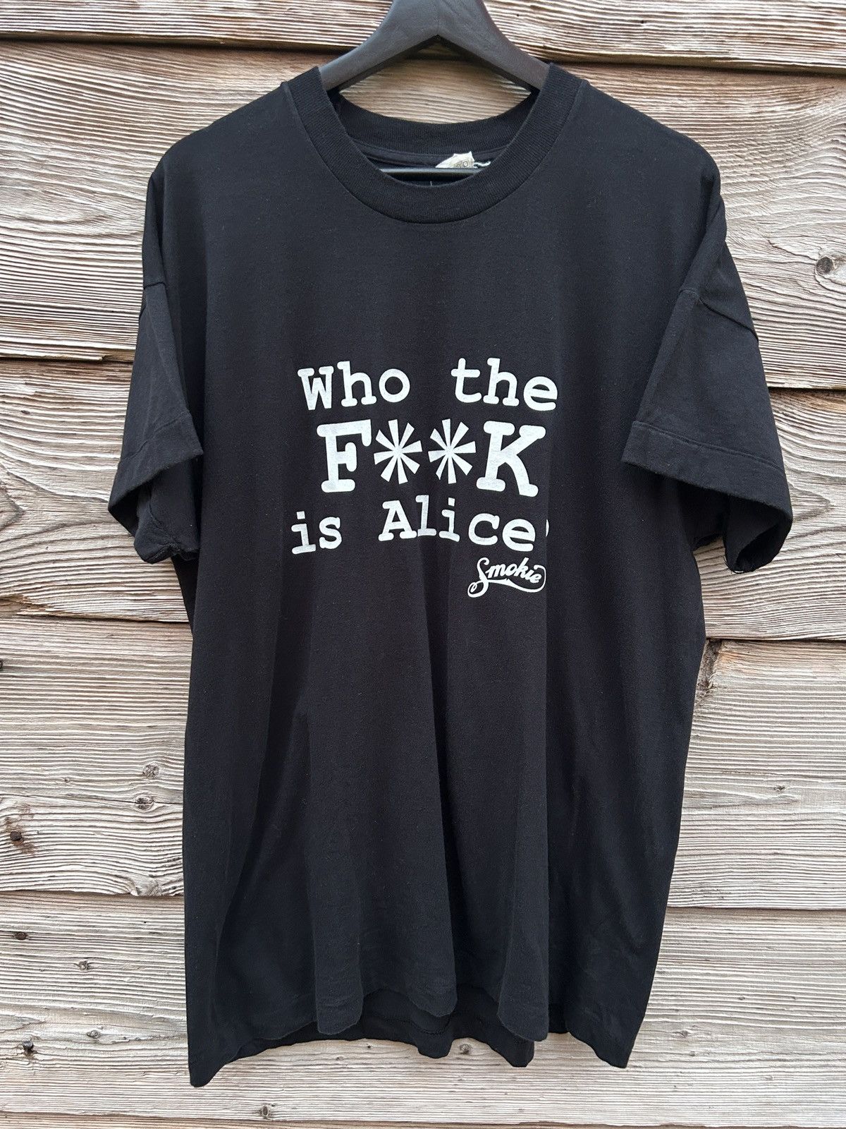Band Tees 90s Vintage Smokie - Who The Fuck Is Alice? Screen Stars Tee Size US XL / EU 56 / 4 - 1 Thumbnail