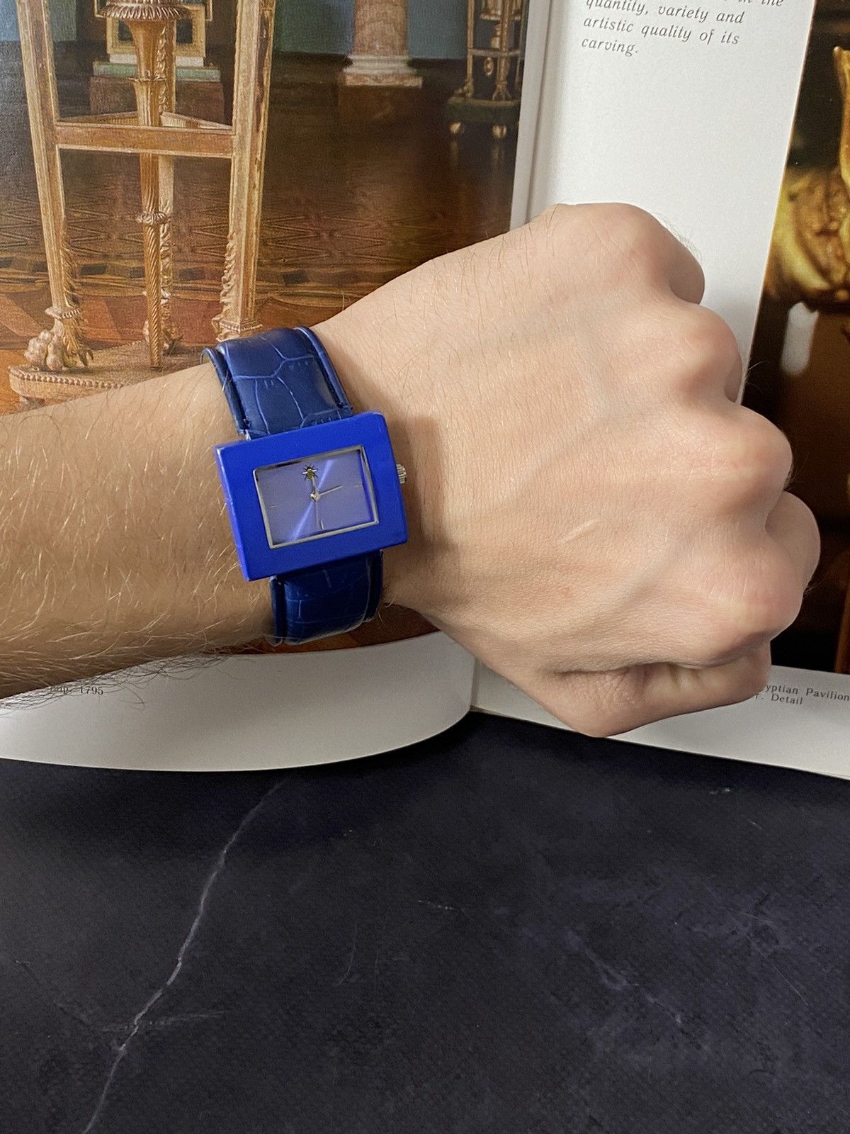 Japanese Brand Bright Futuristic Blue Watch Size ONE SIZE - 1 Thumbnail