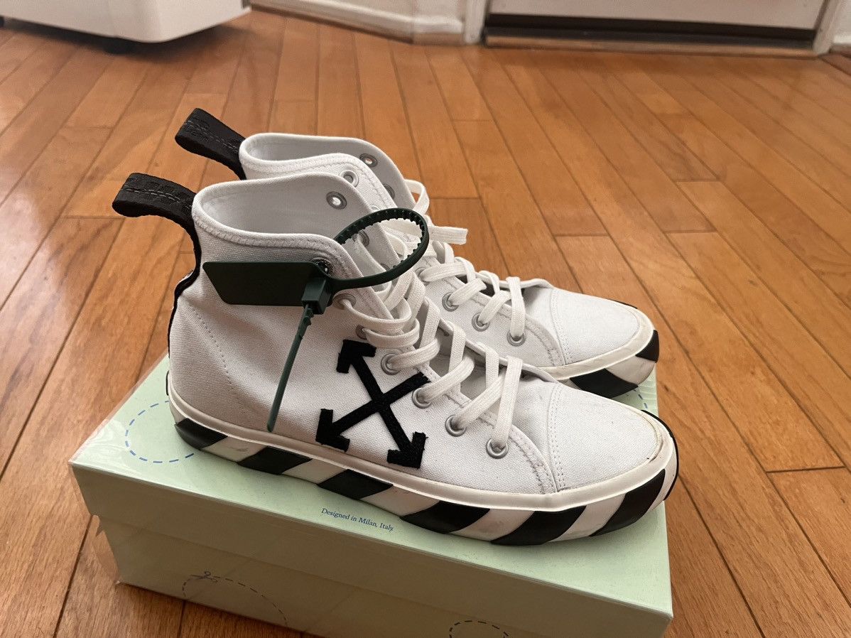 Off-White Off-White Vulc Mid Canvas Size US 9 / EU 42 - 1 Thumbnail