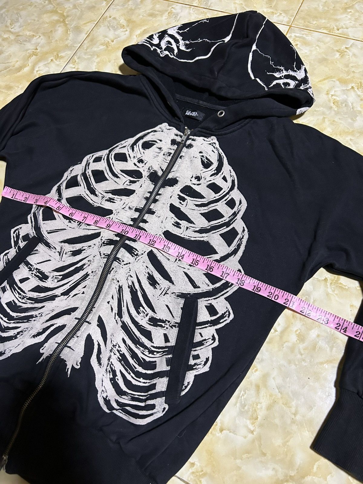 Designer 💥 CRAZY GLAD NEWS SKELETON SKULL HOODIE PUNK Size US M / EU 48-50 / 2 - 6 Thumbnail