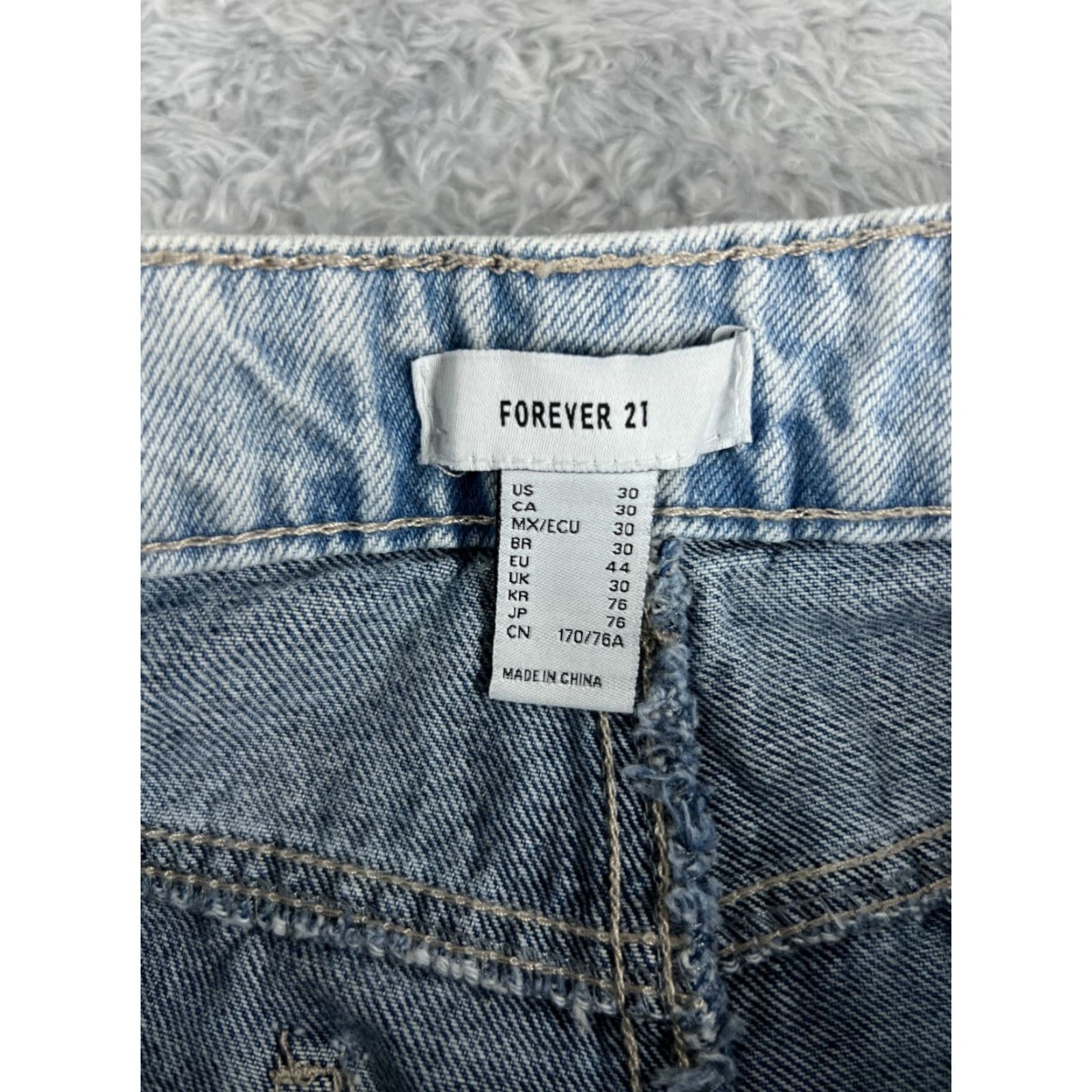Forever 21 Forever 21 Jeans Women Wide-Leg Denim 30x24 Blue High Rise 30 5-Pocket Regular Size Type: Jeans Size 30" / US 8 / IT 44 - 7 Thumbnail