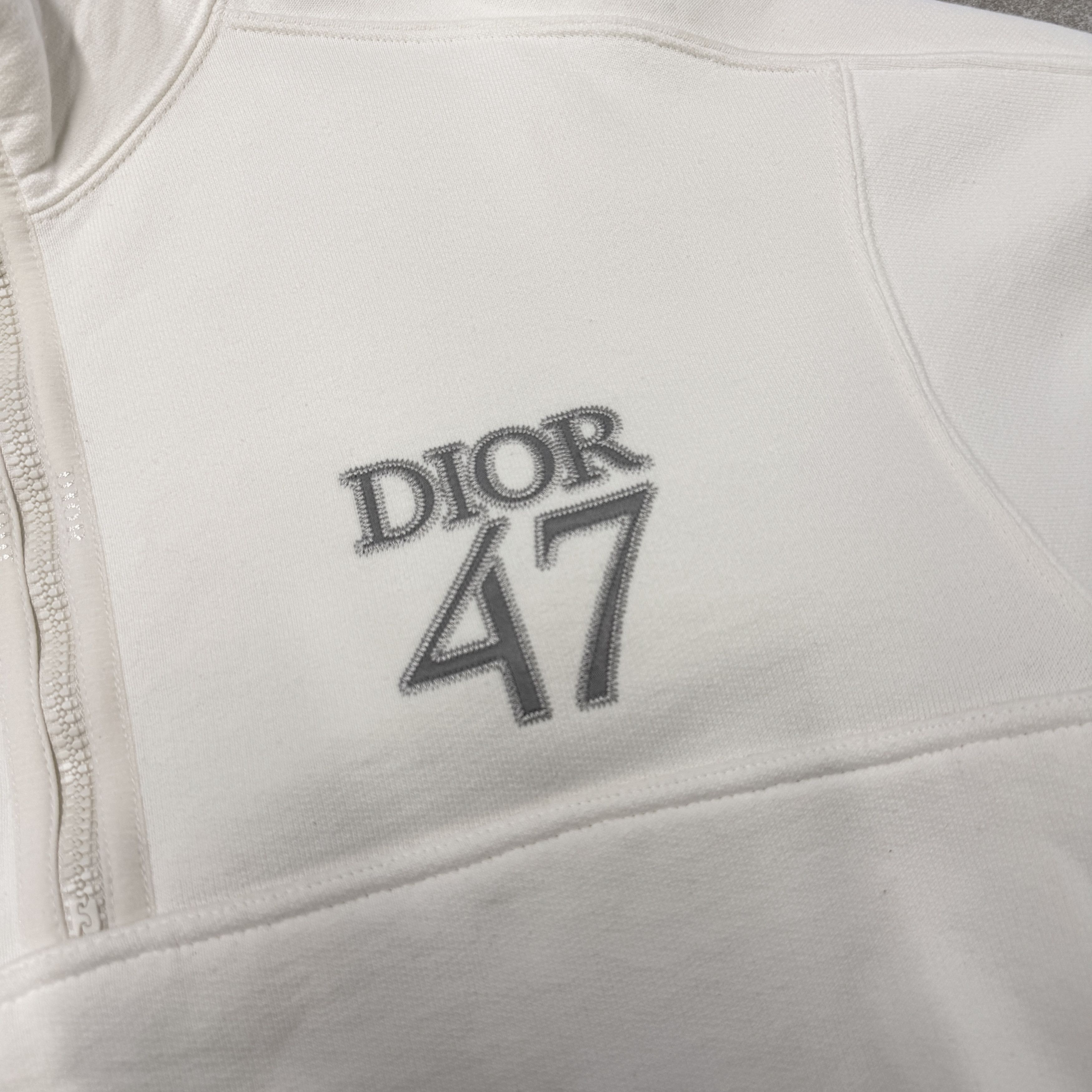 Dior Dior 47 Logo Half Zip Sweatshirt In Cream RRP £1150 Size US S / EU 44-46 / 1 - 3 Thumbnail