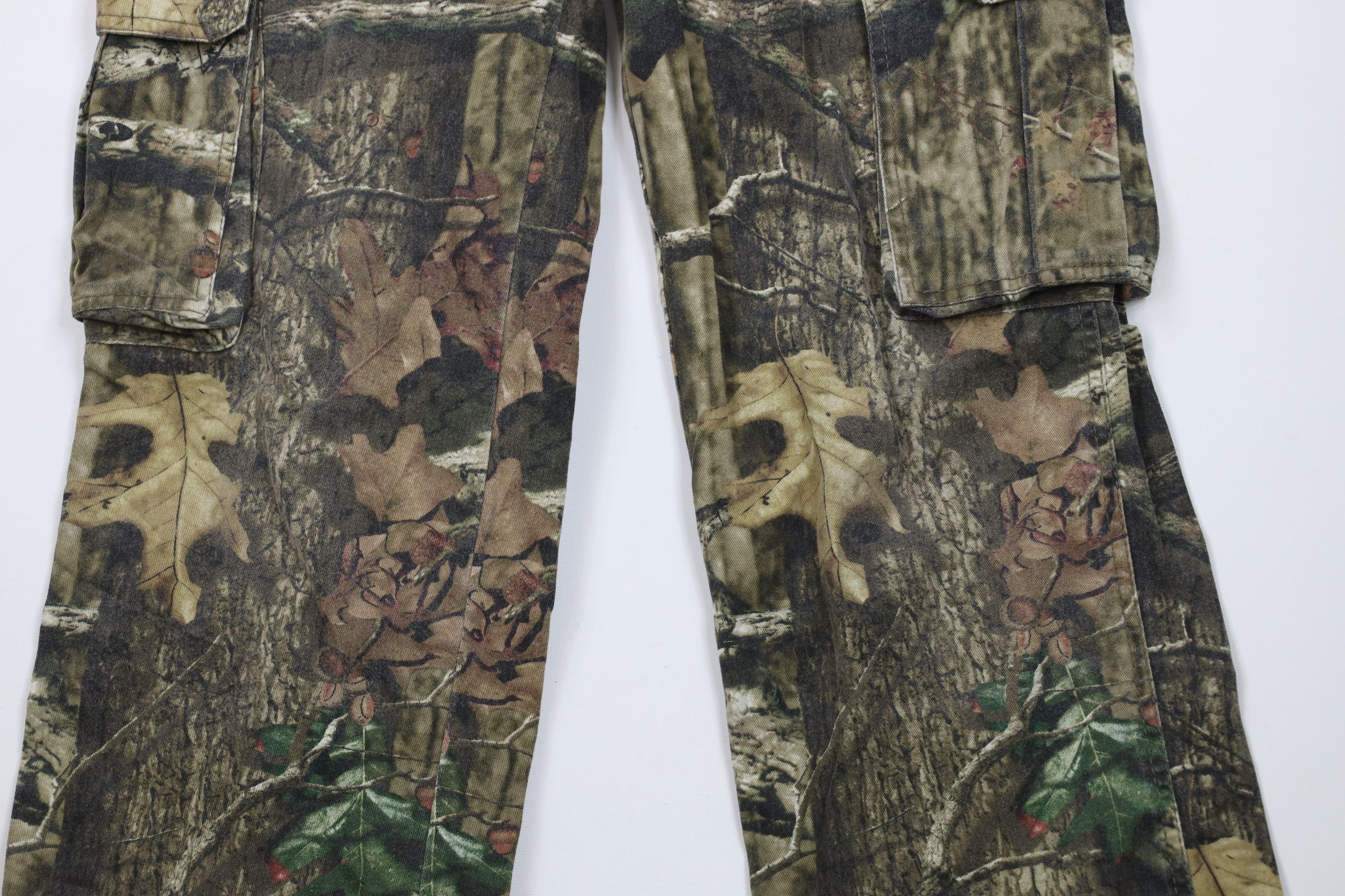 Vintage Vintage Y2K Streetwear Oak Camouflage Wide Leg Cargo Pants Size 32" / US 10 / IT 46 - 3 Thumbnail