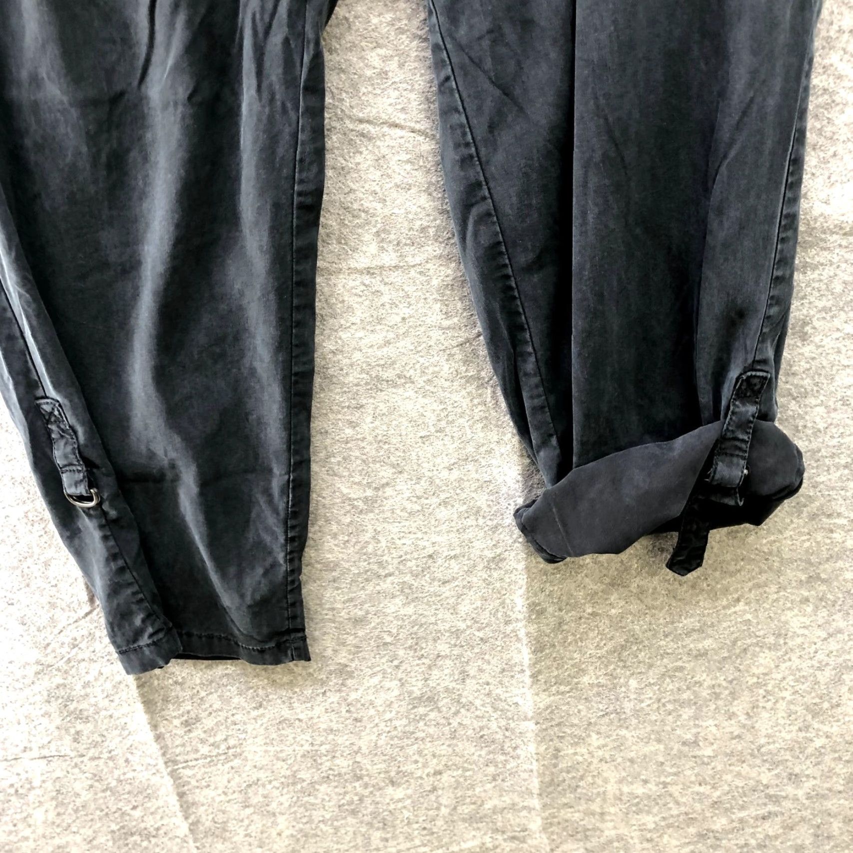 Banana Republic Ann Taylor Black Lyocell Pants Womens Size 14 Roll Cuff Cropped Relaxed Size 36" / US 14 / IT 50 - 4 Thumbnail