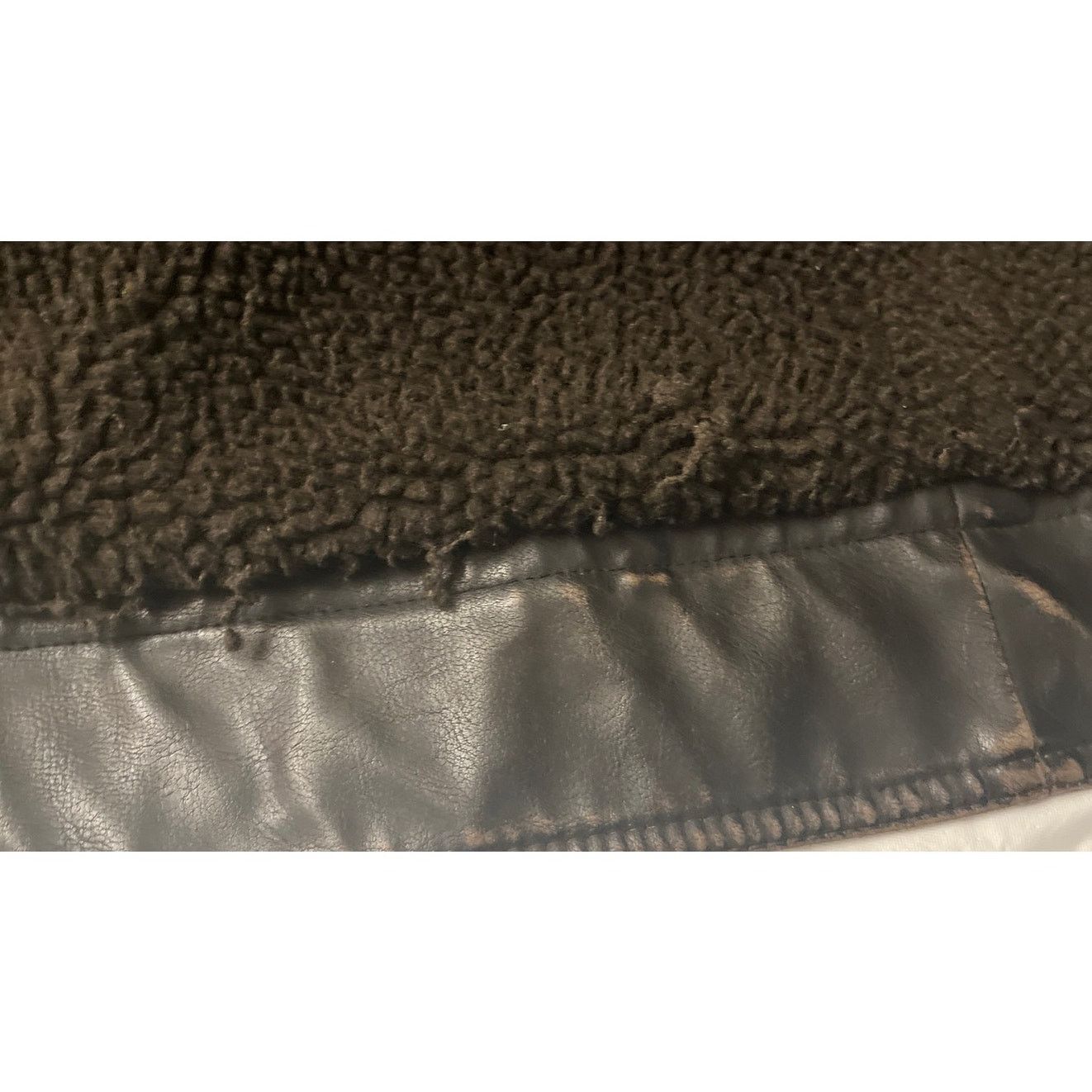 Levi's Levi's Faux Leather Sherpa Military Bomber Jacket W/ Hood Size US M / EU 48-50 / 2 - 7 Thumbnail