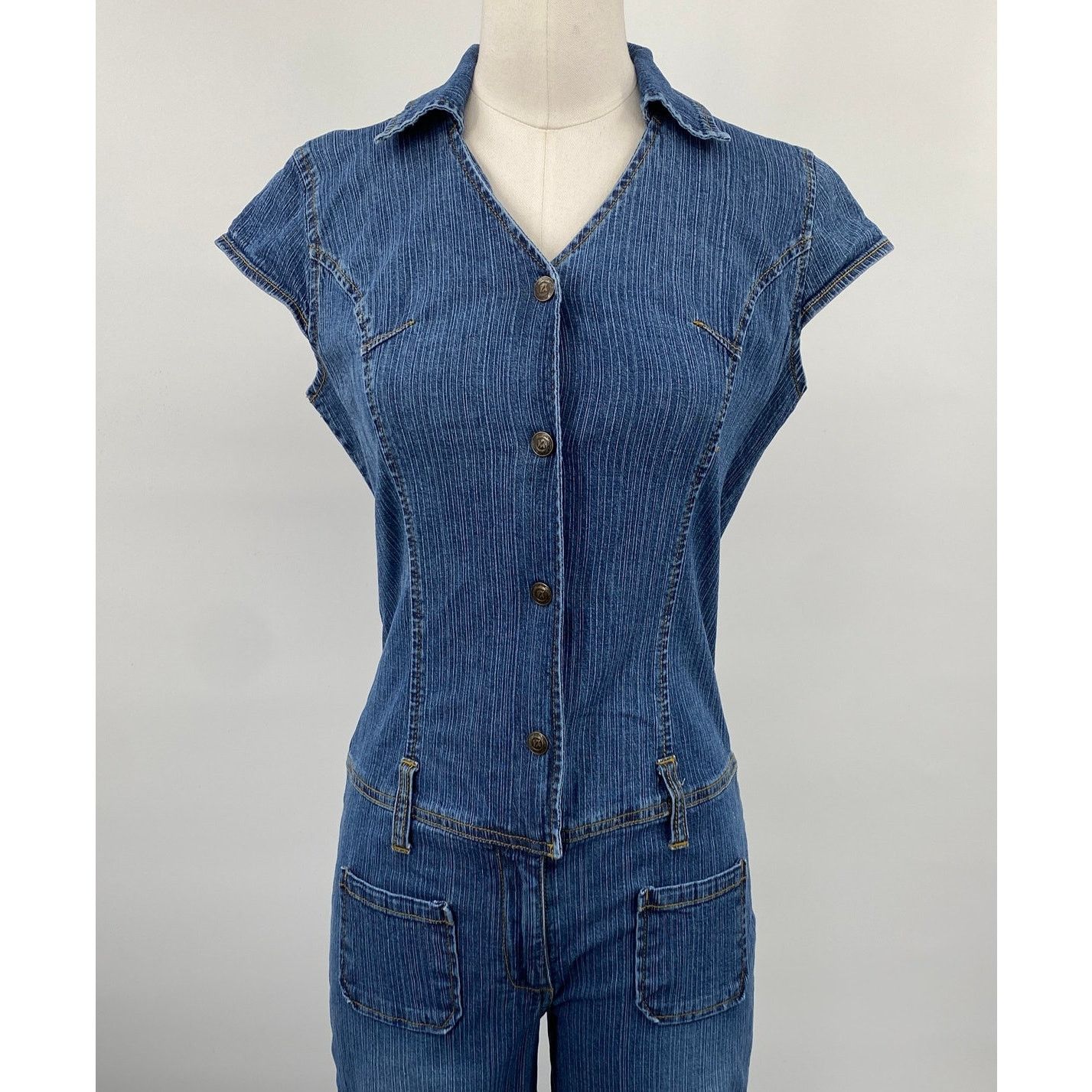 Vintage Vintage Y2k Flared Denim Jumpsuit Snap Front Collared Blue Size 30" / US 8 / IT 44 - 2 Thumbnail