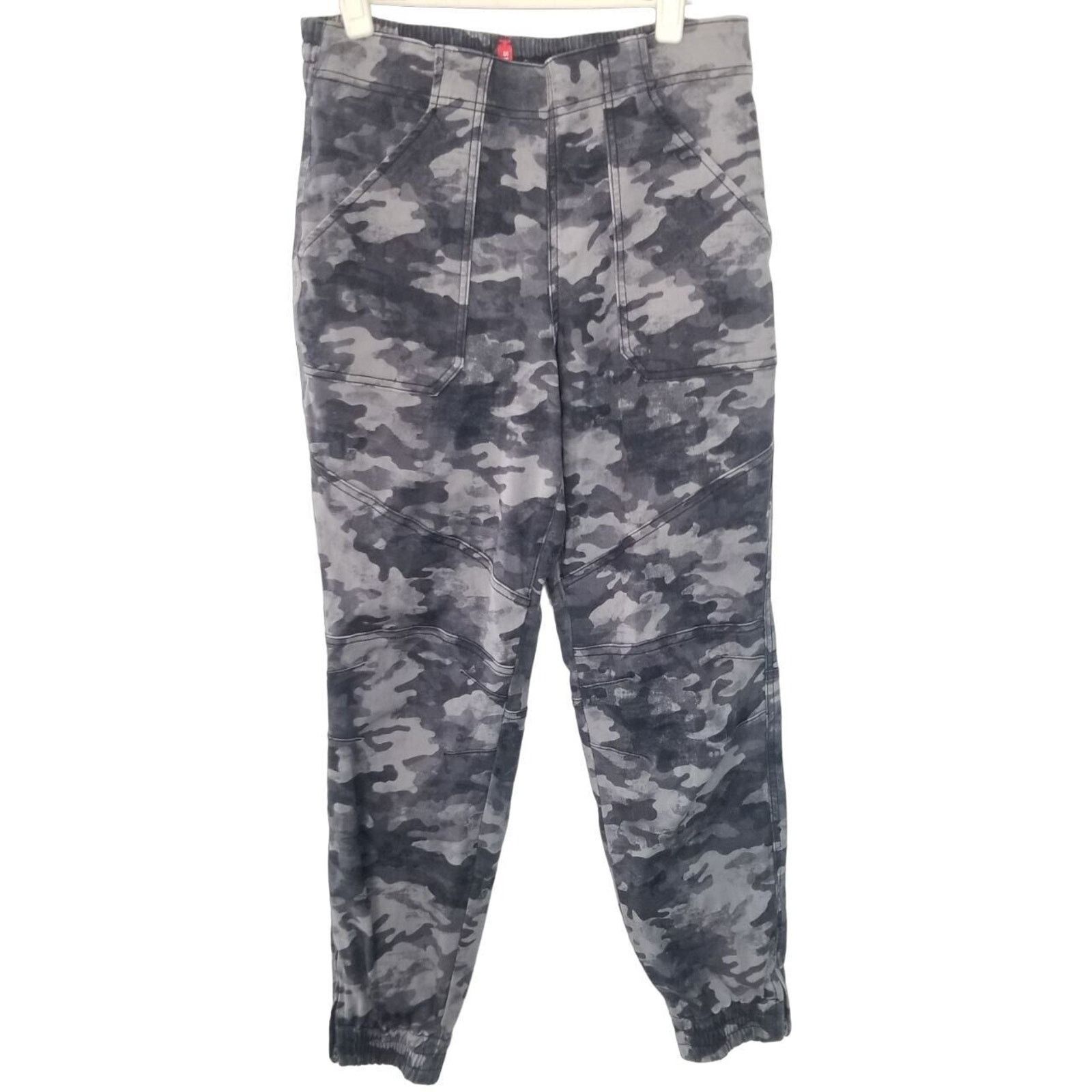 Spanx SPANX Womens Camo Jogger Pants Size L Stretch Camouflage Size 30" / US 8 / IT 44 - 2 Thumbnail