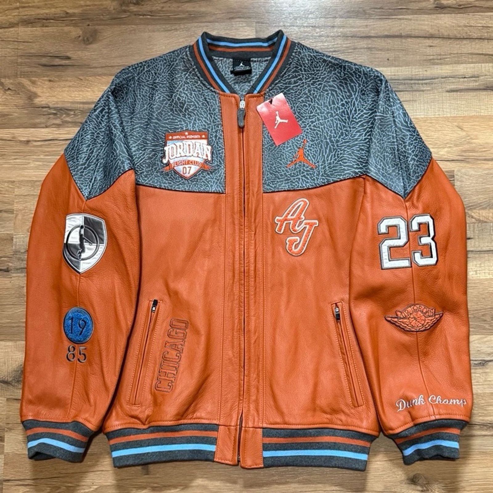 Jordan Brand 2007 Jordan Official Member Zip Up Leather Varsity Jacket Size US L / EU 52-54 / 3 - 1 Thumbnail