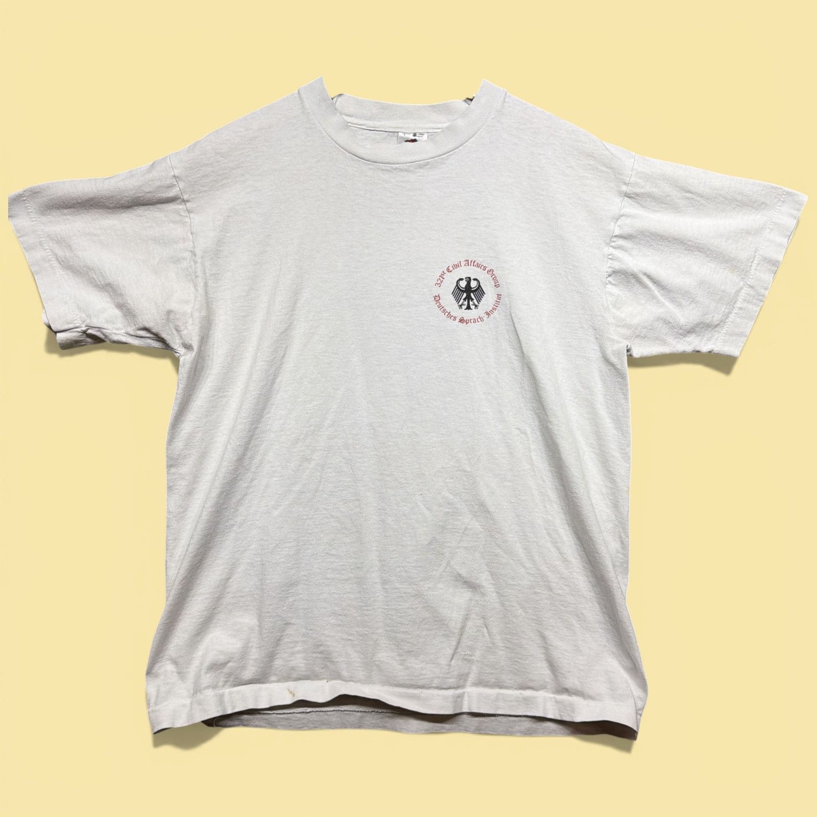 Fruit Of The Loom Vintage 90s 321st Civil Affairs Group T Shirt Size Large Size US L / EU 52-54 / 3 - 1 Thumbnail