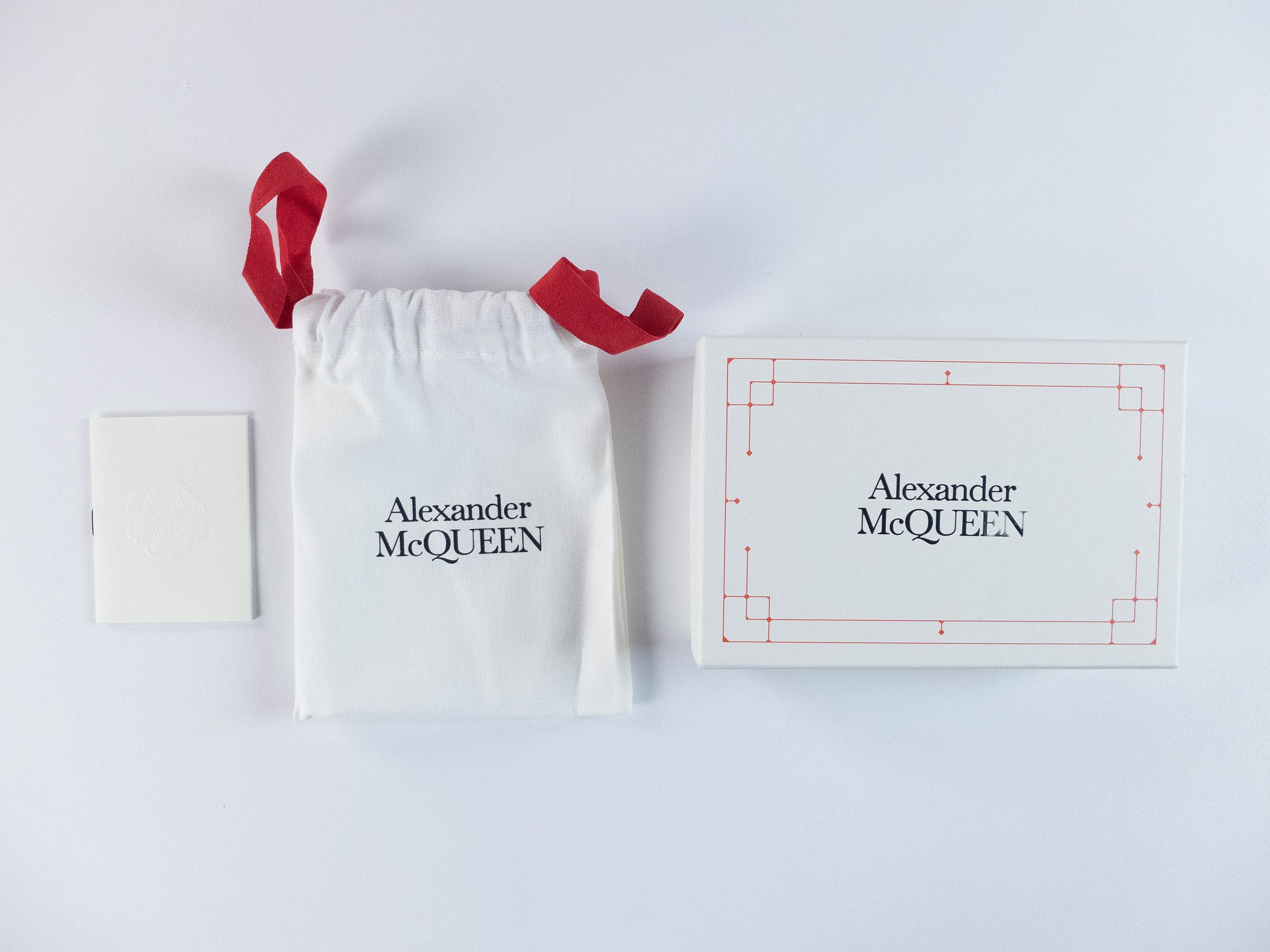 Alexander McQueen ALEXANDER MCQUEEN black & white graffiti logo card holder q Size ONE SIZE - 6 Thumbnail