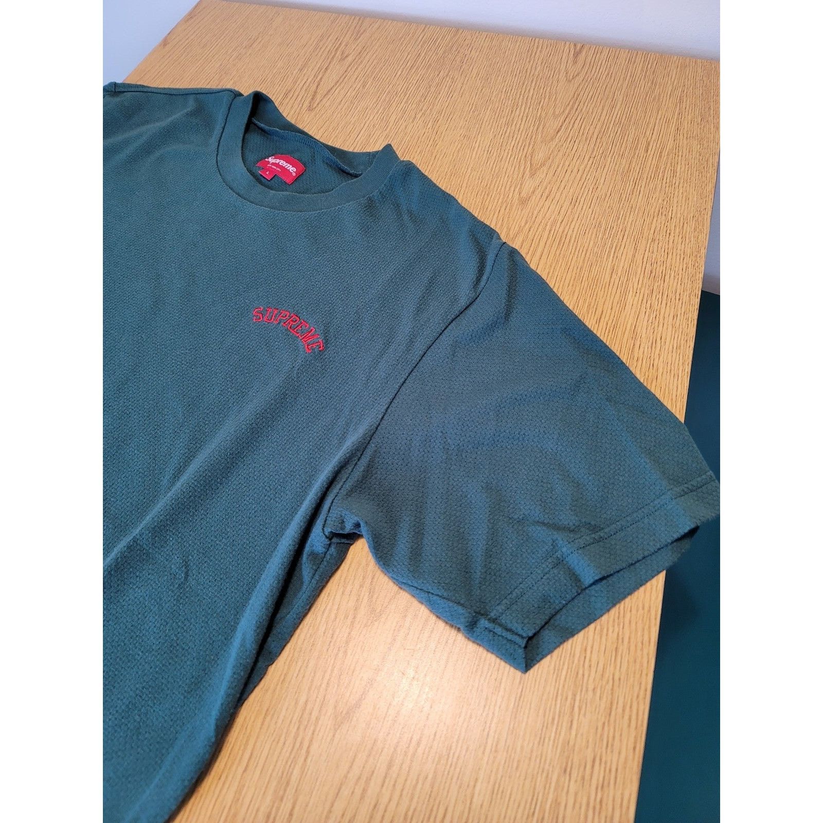 Supreme Supreme Arc Logo Mesh top green pine sz large Size US L / EU 52-54 / 3 - 5 Thumbnail