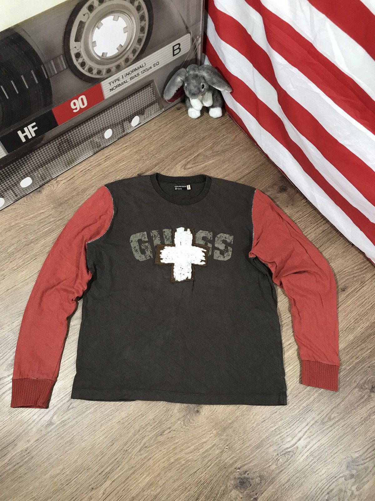 Guess Guess Vintage Sweatshirt Big Logo Size US XL / EU 56 / 4 - 1 Thumbnail