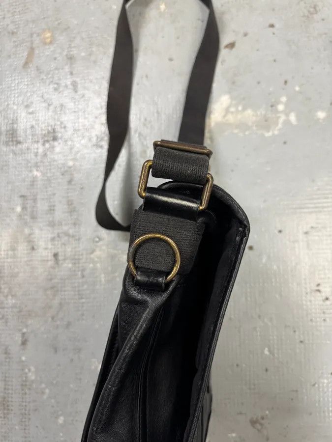 Dolce & Gabbana 2000s Dolce & Gabbana Black Leather Shoulder Bag Size ONE SIZE - 8 Thumbnail
