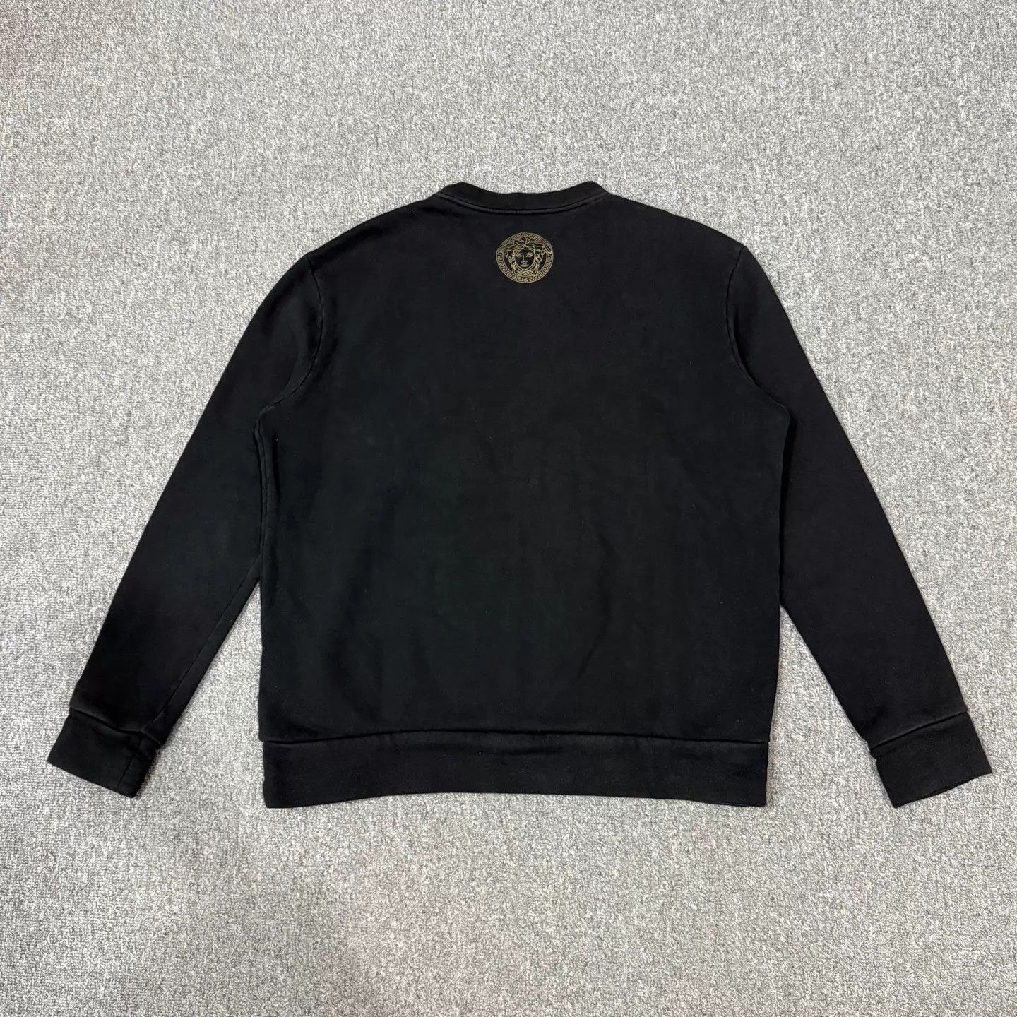 Versace Versace Gold Logo Thin Fleece Sweatshirt 48 (9/10) Size US M / EU 48-50 / 2 - 2 Thumbnail