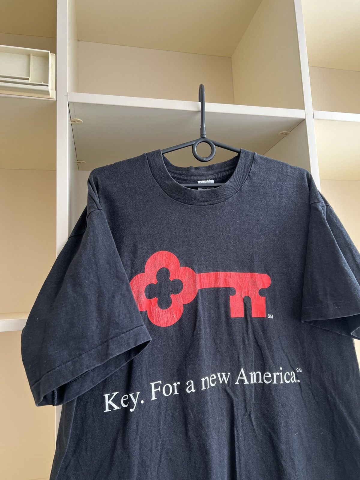 Vintage Vintage 90s Key. For a new America T-Shirt Made in USA Size US XL / EU 56 / 4 - 5 Thumbnail