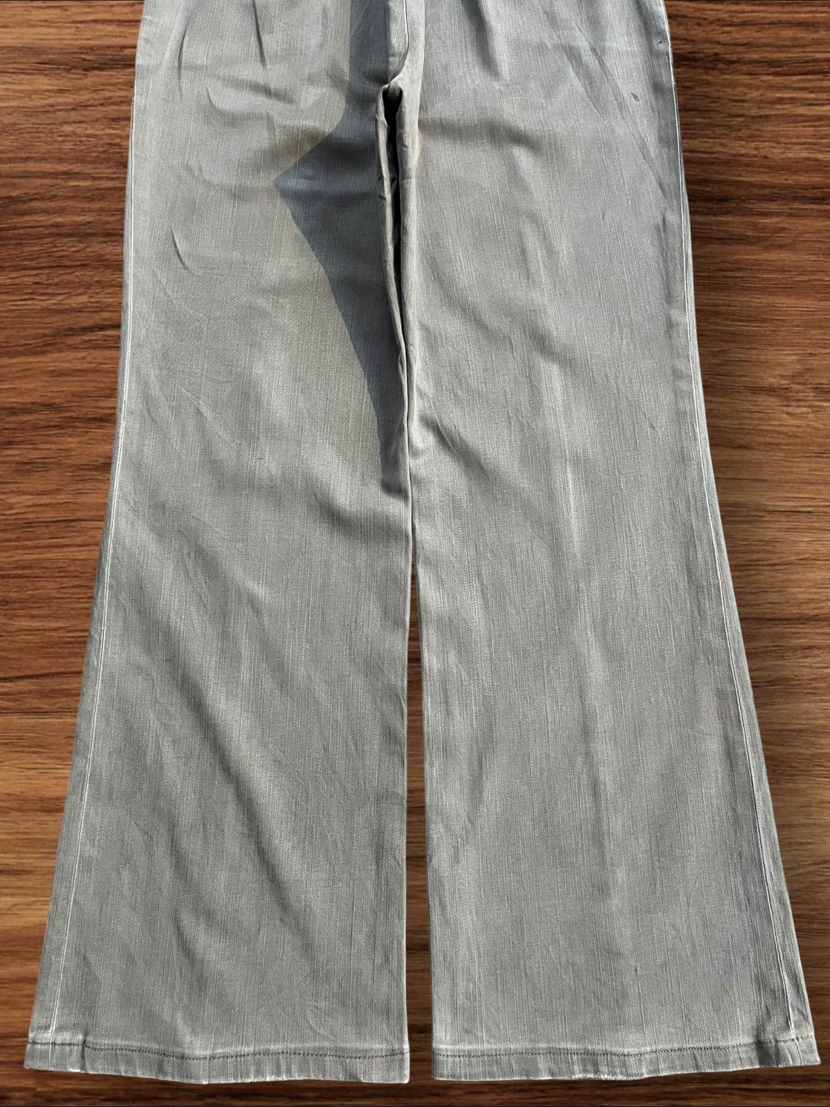 Japanese Brand Vintage Japanese Brand Double Pocket Pleats Flare Pants Size 27" / US 4 / IT 40 - 6 Thumbnail