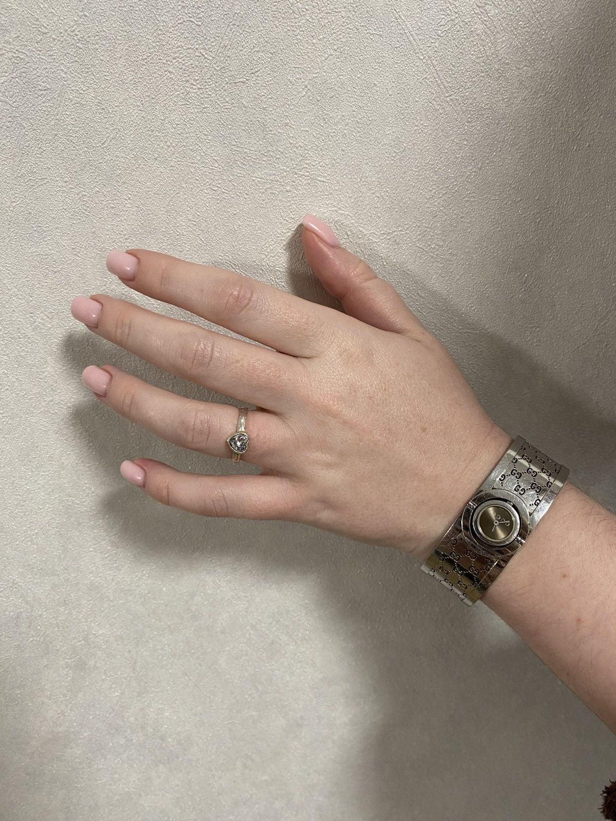 Gucci Vintage Gucci Twirl Watch Reversible Bangle Cuff GG Monogram Size ONE SIZE - 16 Thumbnail