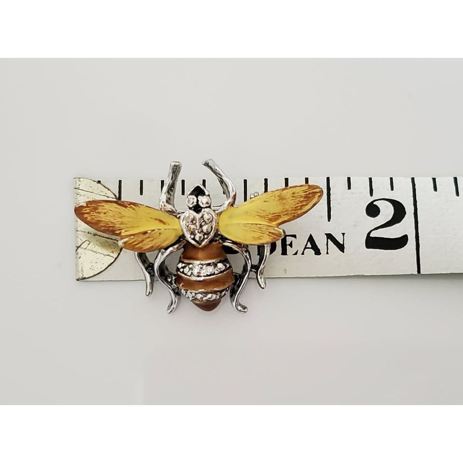 Other Enamel Metal Bumble Bee Brooch Size ONE SIZE - 4 Thumbnail