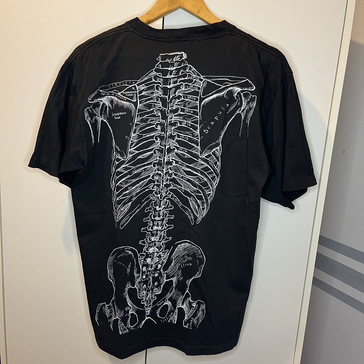 Arts & Science 90's Anatomy Skeleton Art Shirt Size US L / EU 52-54 / 3 - 9 Thumbnail