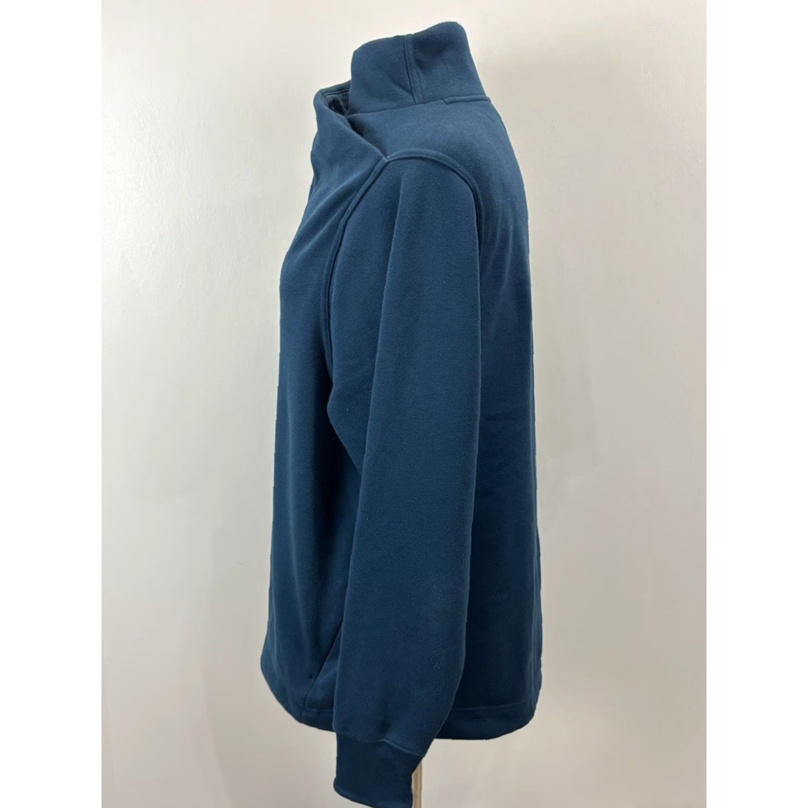 Athleta VINTAGE Athleta Women's Pullover Sweatshirt Plus Size 1X Blue Fuzzy Lining Athleisure Activewear Size XL / US 12-14 / IT 48-50 - 2 Thumbnail