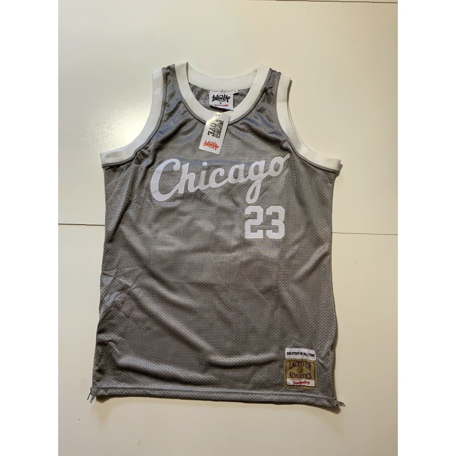 Jordan Brand VINTAGE Sneak Gallery Laced Up Retro 4 Michael Jordan Pure Money Chicago Jersey XL Mens Gray Size US XL / EU 56 / 4 - 2 Thumbnail